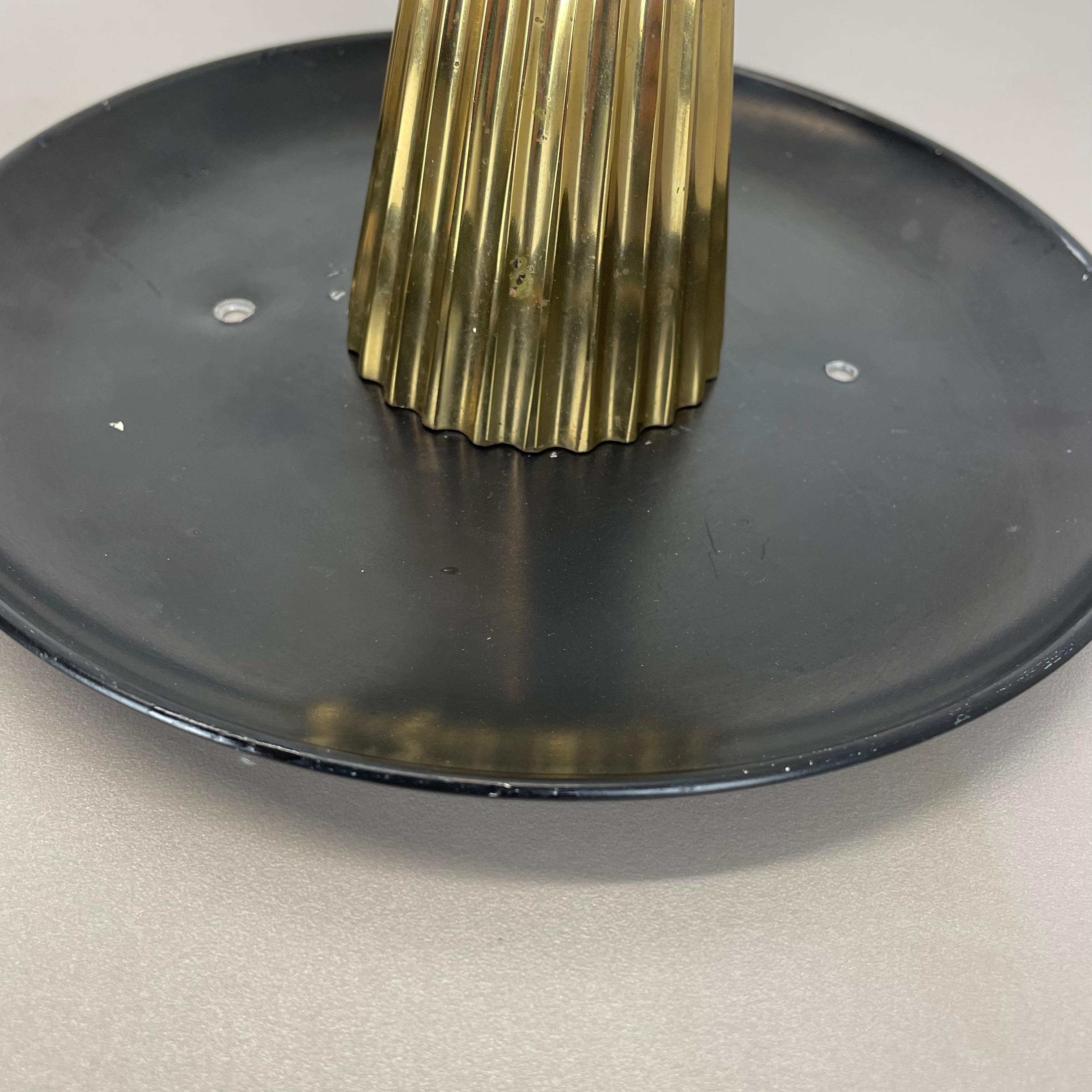 unique spot en laiton Gino Ponti Style plafonnier mural Flushmount Italie 1950s en vente 5