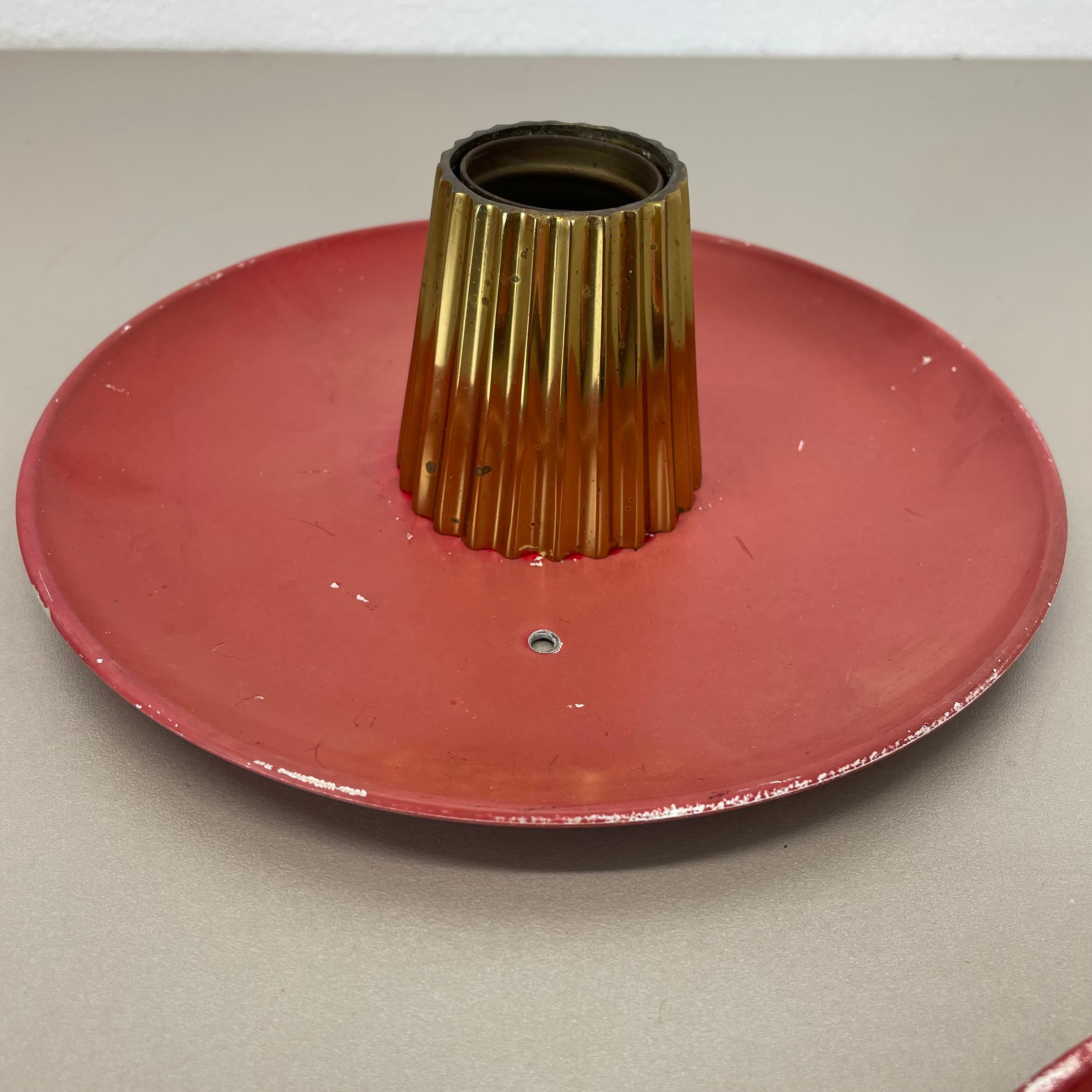 unico spot in ottone stile Gino Sarfatti Plafoniera a parete Italia 1950s in vendita 9