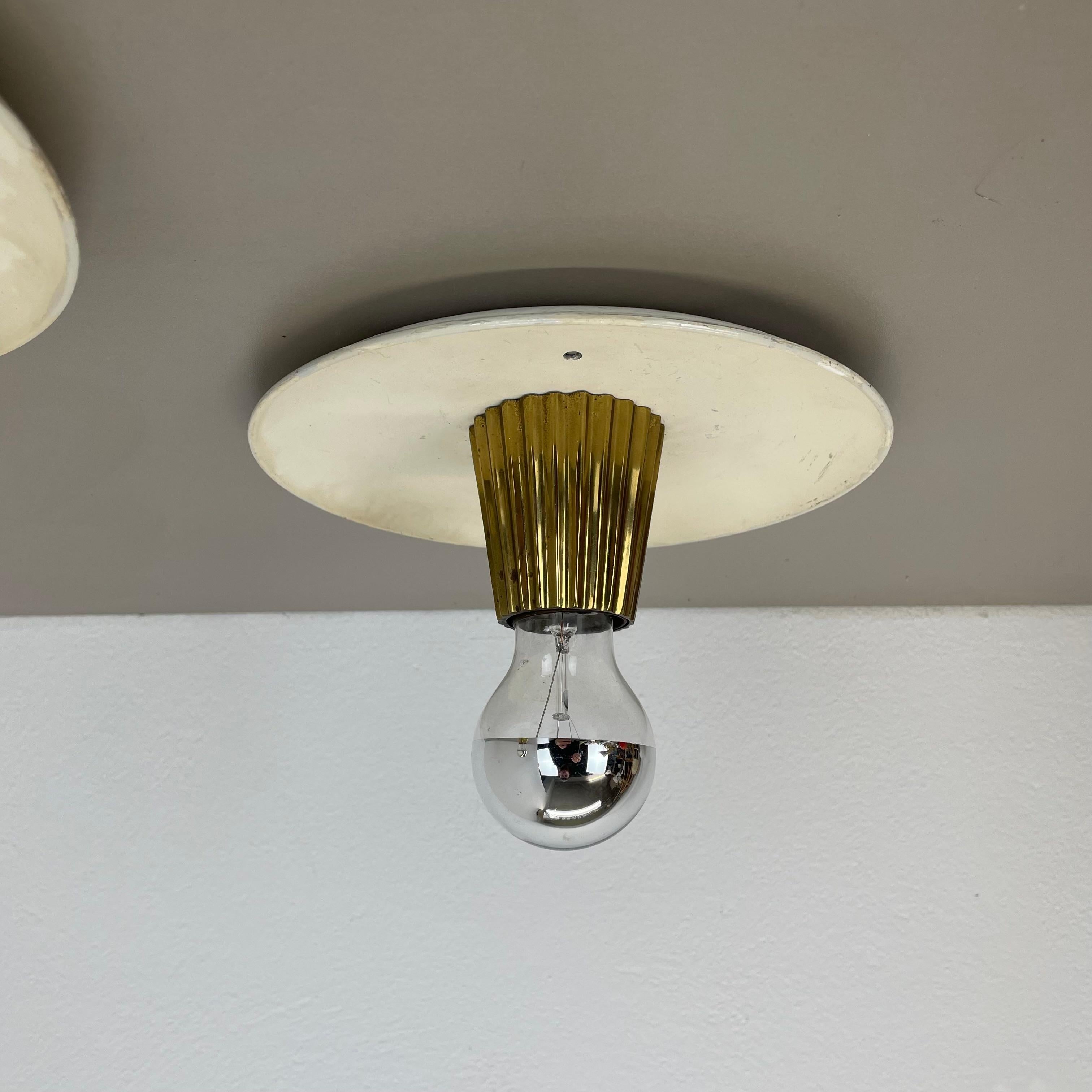 unique spot en laiton Gino Sarfatti Style plafonnier mural Flushmount Italie 1950s en vente 2