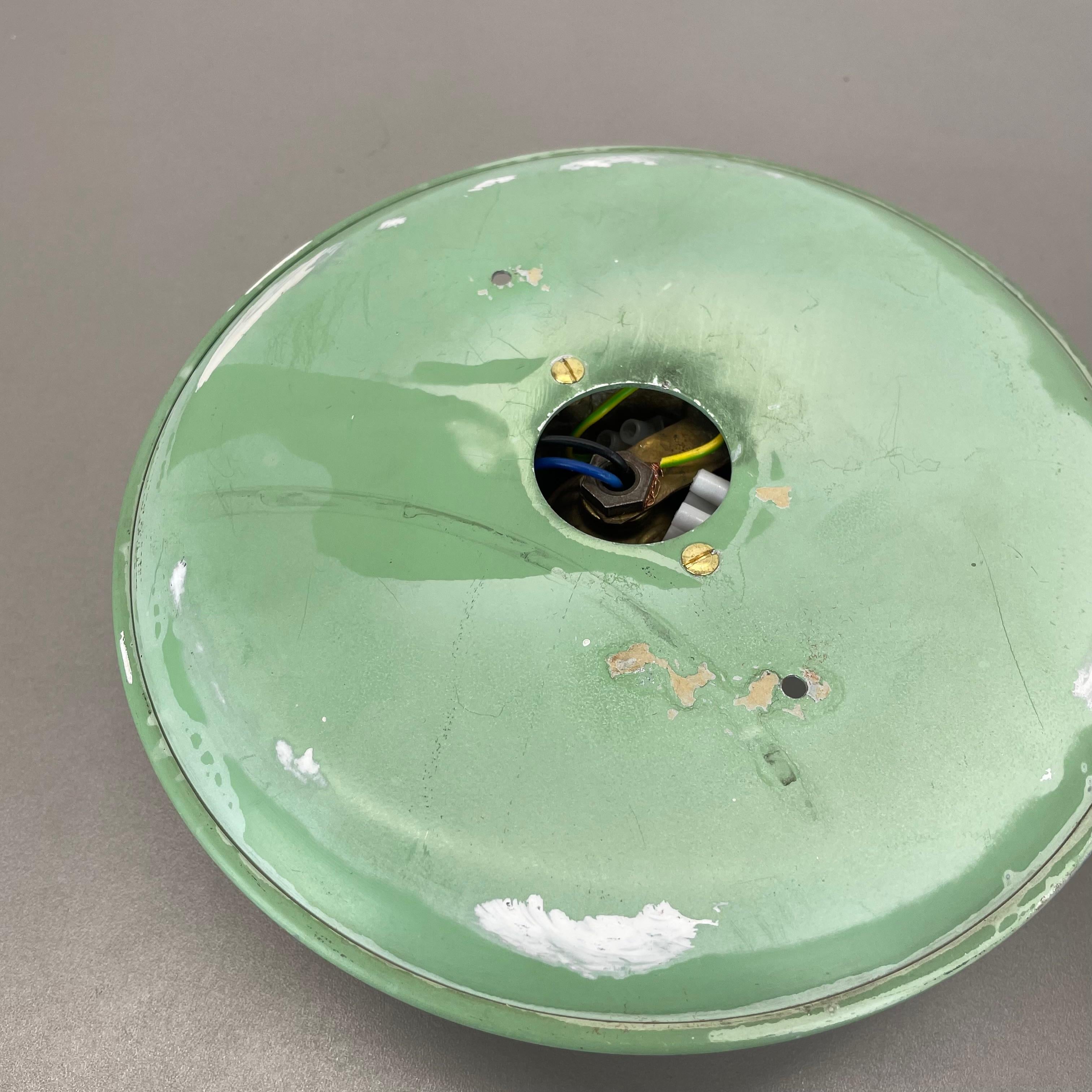 unico spot in ottone STILNOVO Style parete Plafoniera Flushmount Italia 1950s in vendita 9