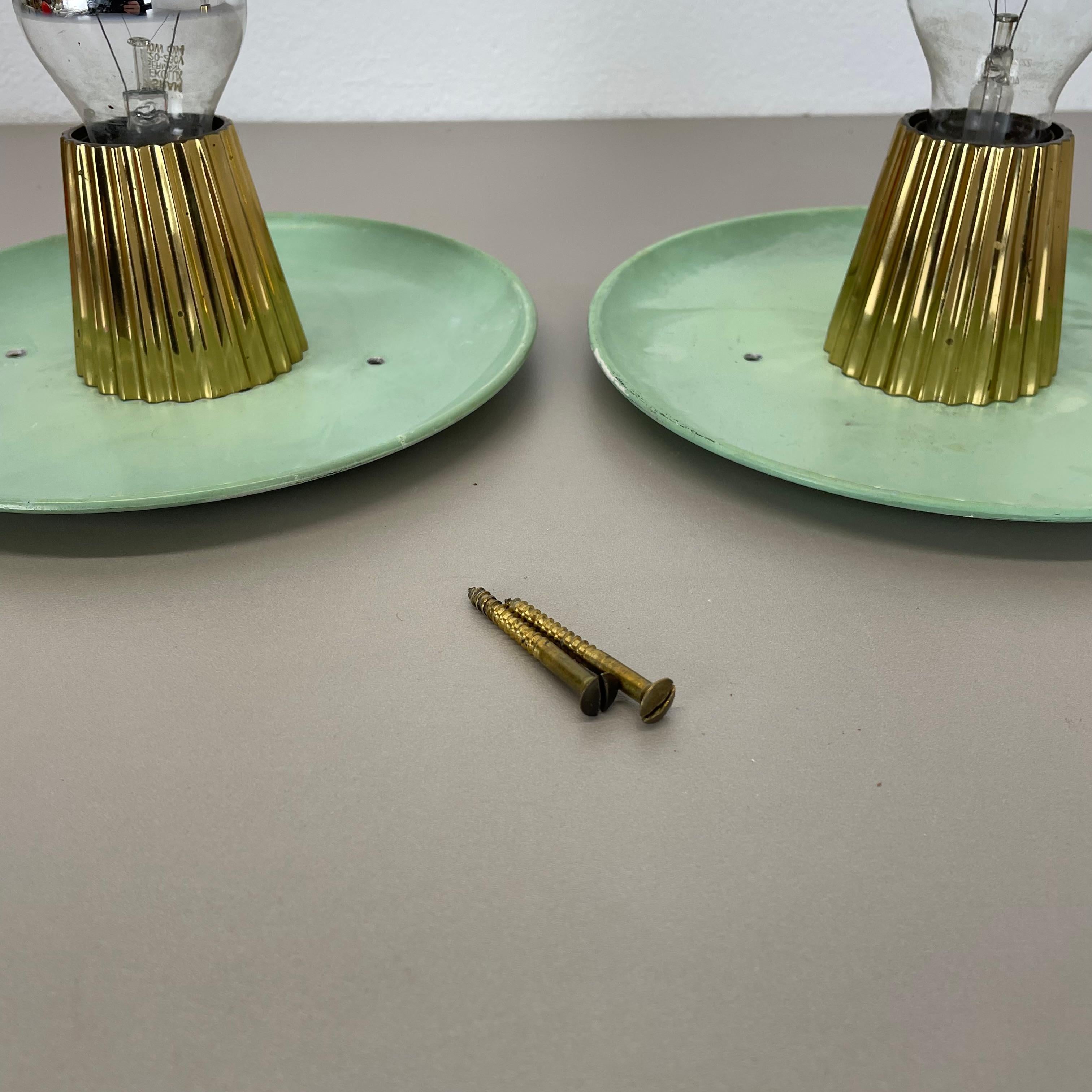 unico spot in ottone STILNOVO Style parete Plafoniera Flushmount Italia 1950s in vendita 11