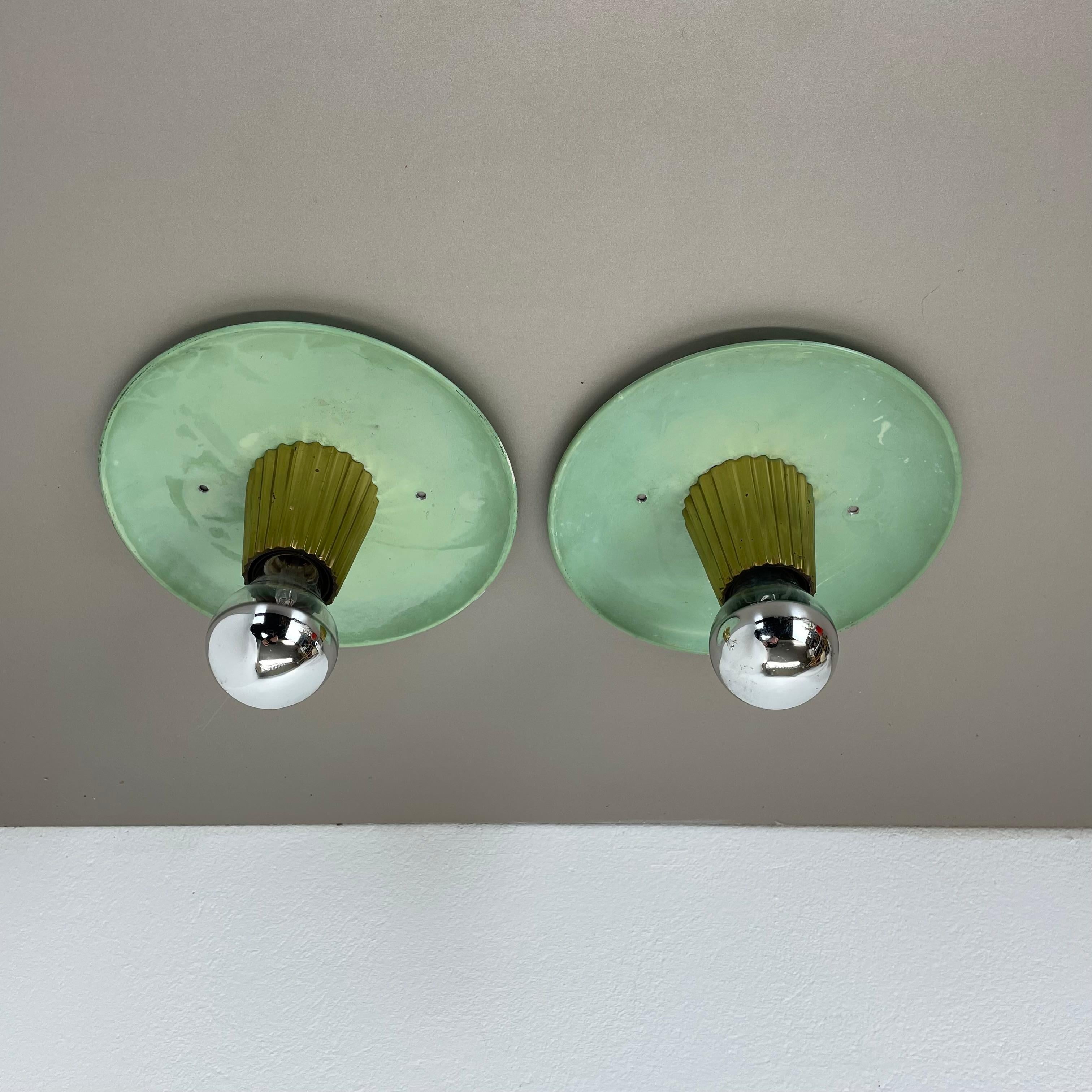 Italiano unico spot in ottone STILNOVO Style parete Plafoniera Flushmount Italia 1950s in vendita