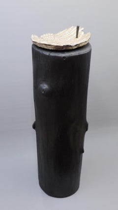 unique bronze Bowl, vide-poche on chestnut burnt wood.