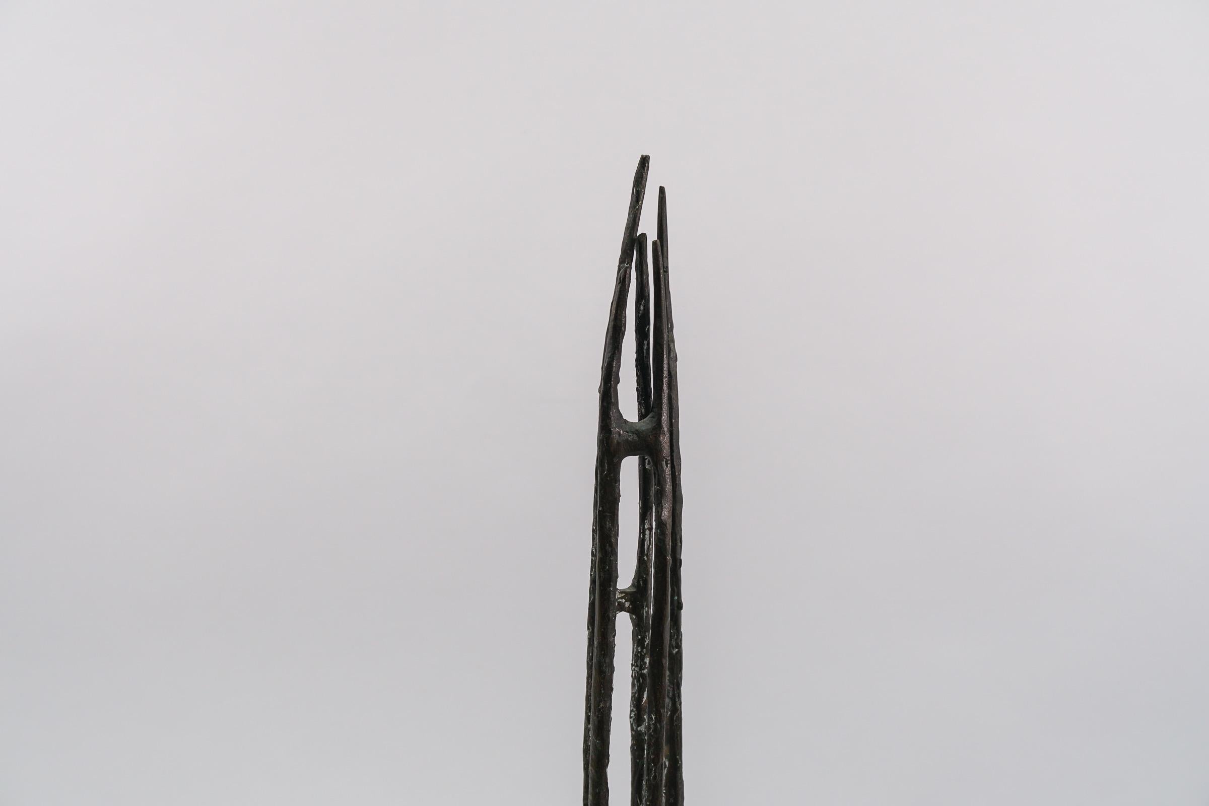 Einzigartige Bronzegestaltung des Kugelbrunnens aus Nürnberg von Günther Rossow im Angebot 5