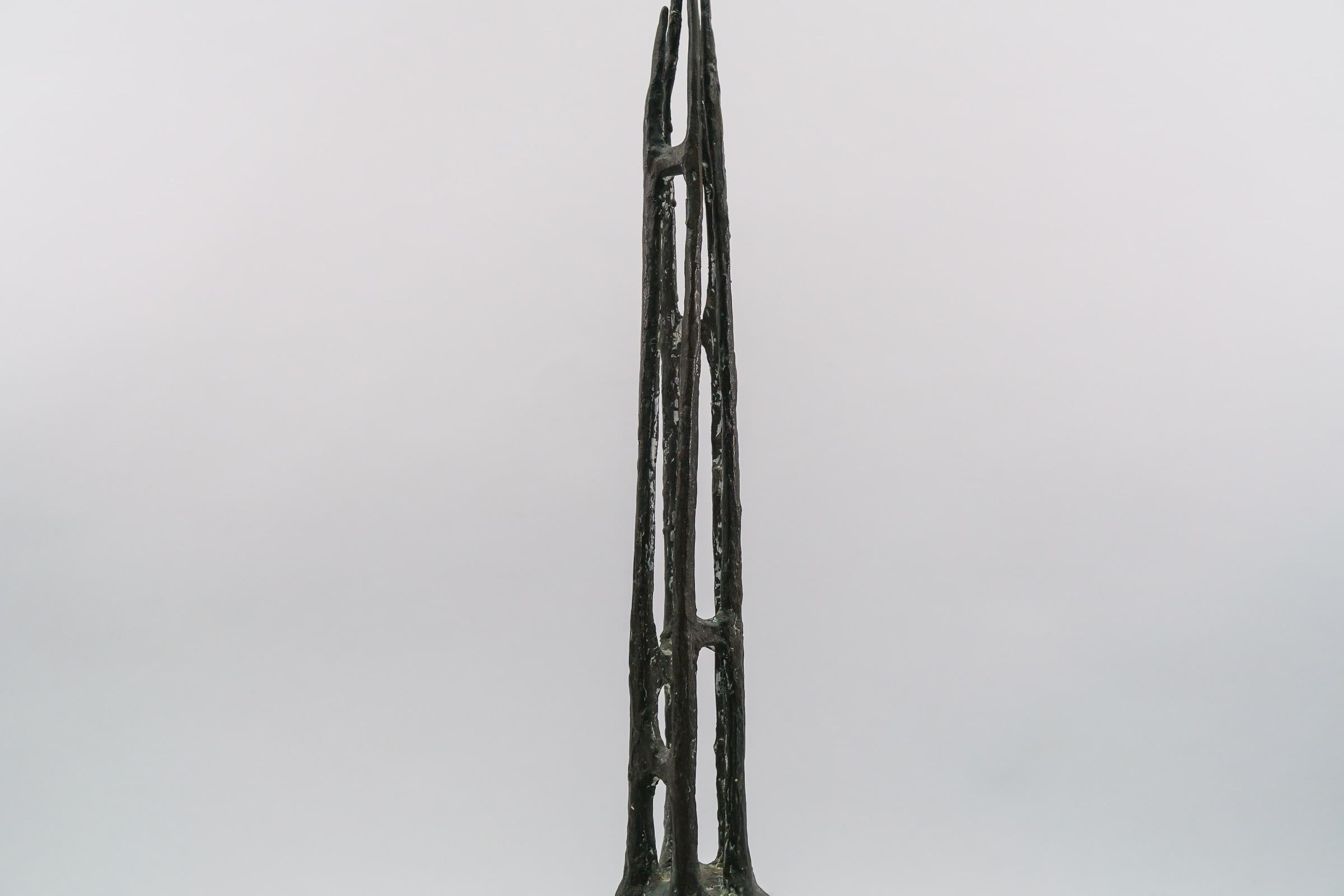 Unique Bronze Design of the Ball Fountain from Nuremberg by Günther Rossow For Sale 3