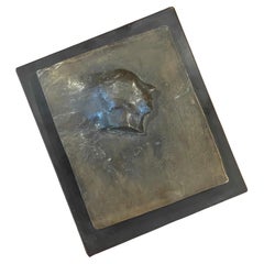 Einzigartige figurative Profilplakette aus Bronze von Thom O'Connor