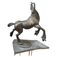 Einzigartige Pferdeskulptur aus Bronze von Tahna, gegossen 1999 mit dem Titel Elan