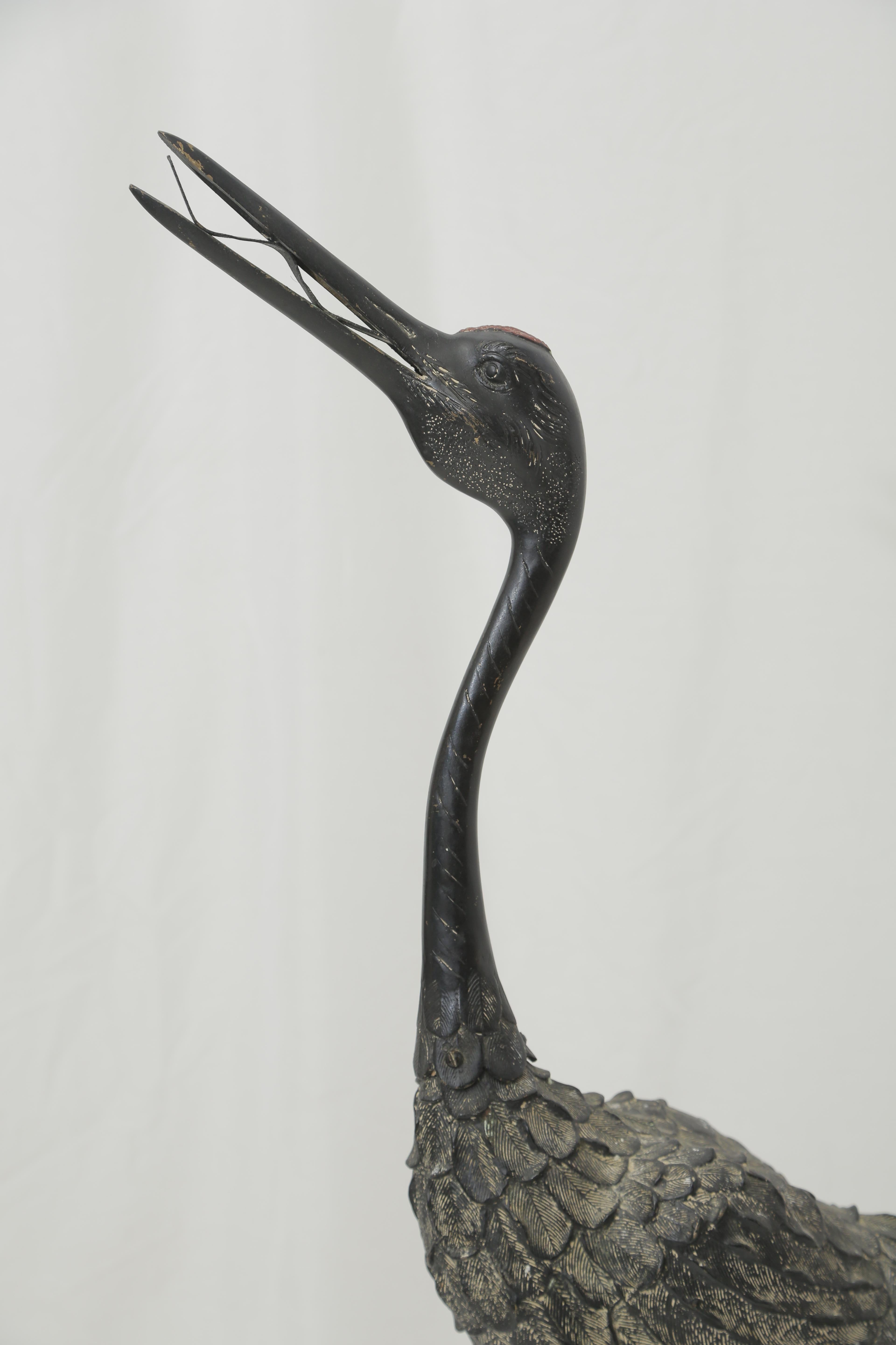 Unique Bronze Sculpture of a Heron in Chinese Style In Good Condition In Miami, FL