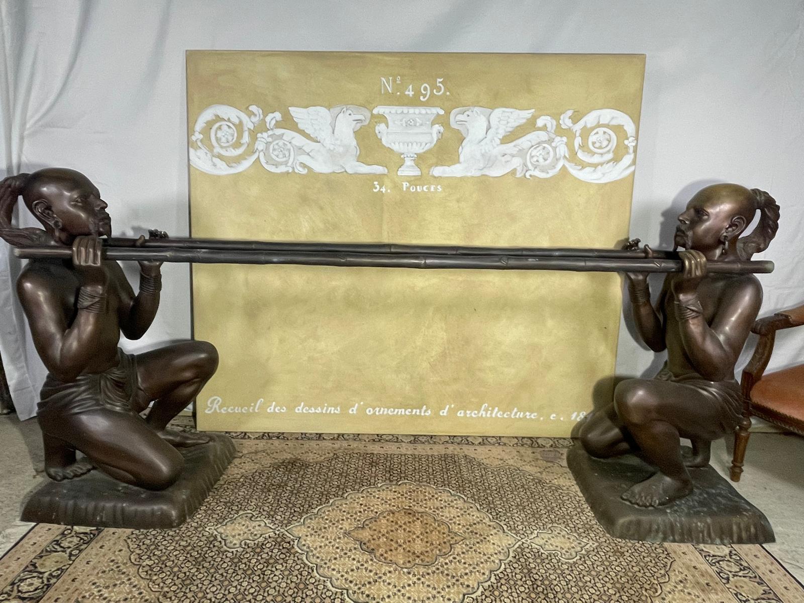 Table d'appoint unique en bronze avec plateau en verre biseauté de C. Caudion Bon état - En vente à Eindhoven, NL