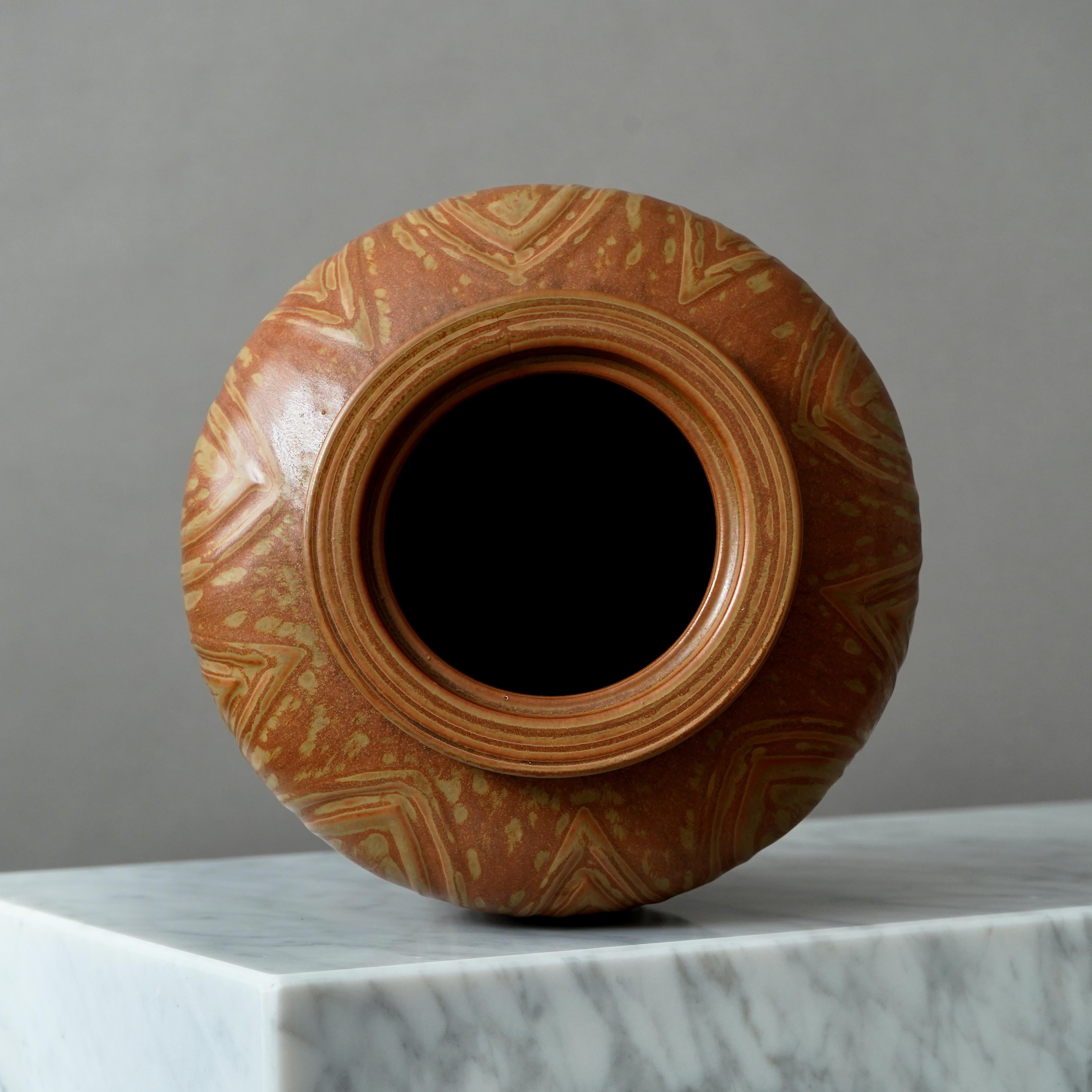 Unico vaso in gres marrone di Gunnar Nylund per Rorstrand, Svezia, anni '40 in vendita 4