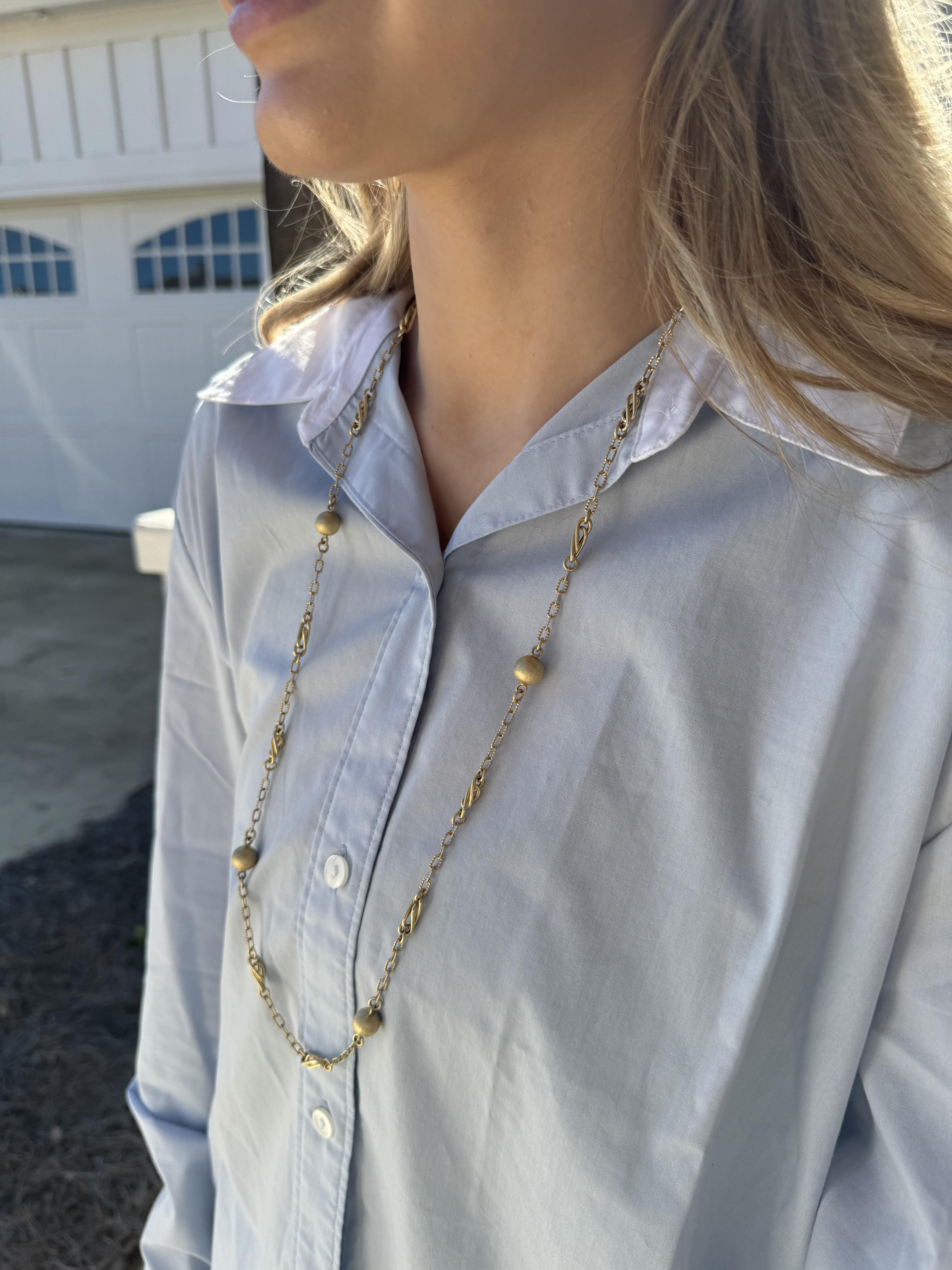 Collana d'oro unica da 32 pollici con finitura spazzolata In condizioni ottime in vendita a Montgomery, AL