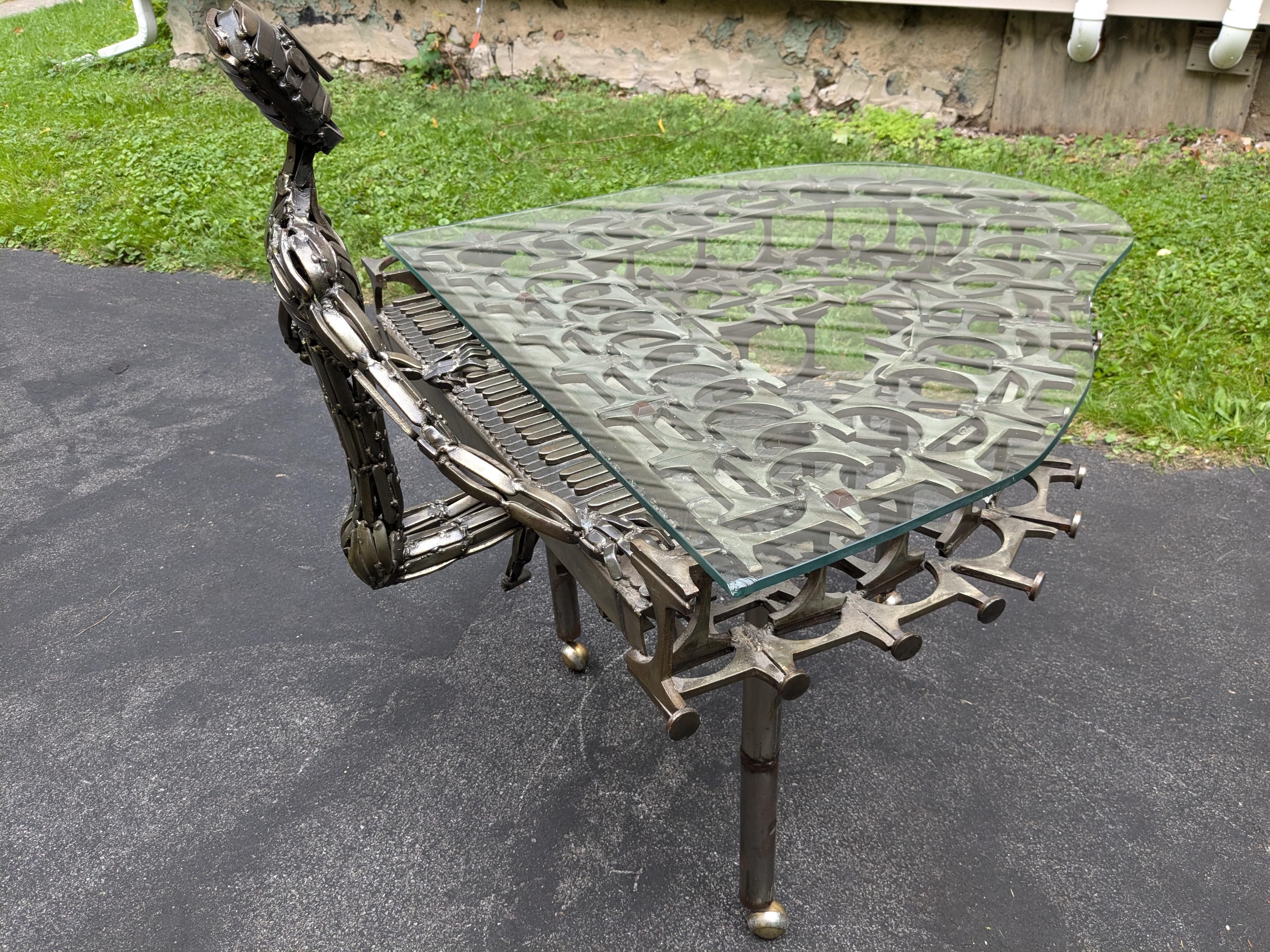 Acier Sculpture de table basse brutaliste unique de Colbert Collins 1976 en vente