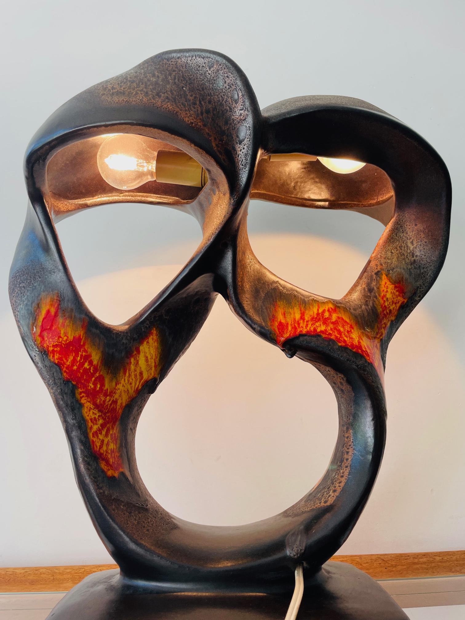 Lampe «lava » brutaliste unique. Magnifique et rare lampe en céramique. Années 60/70, Allemagne 4