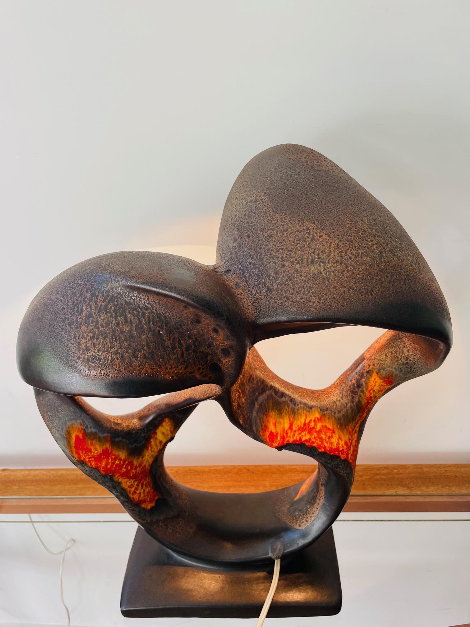 Lampe «lava » brutaliste unique. Magnifique et rare lampe en céramique. Années 60/70, Allemagne 5