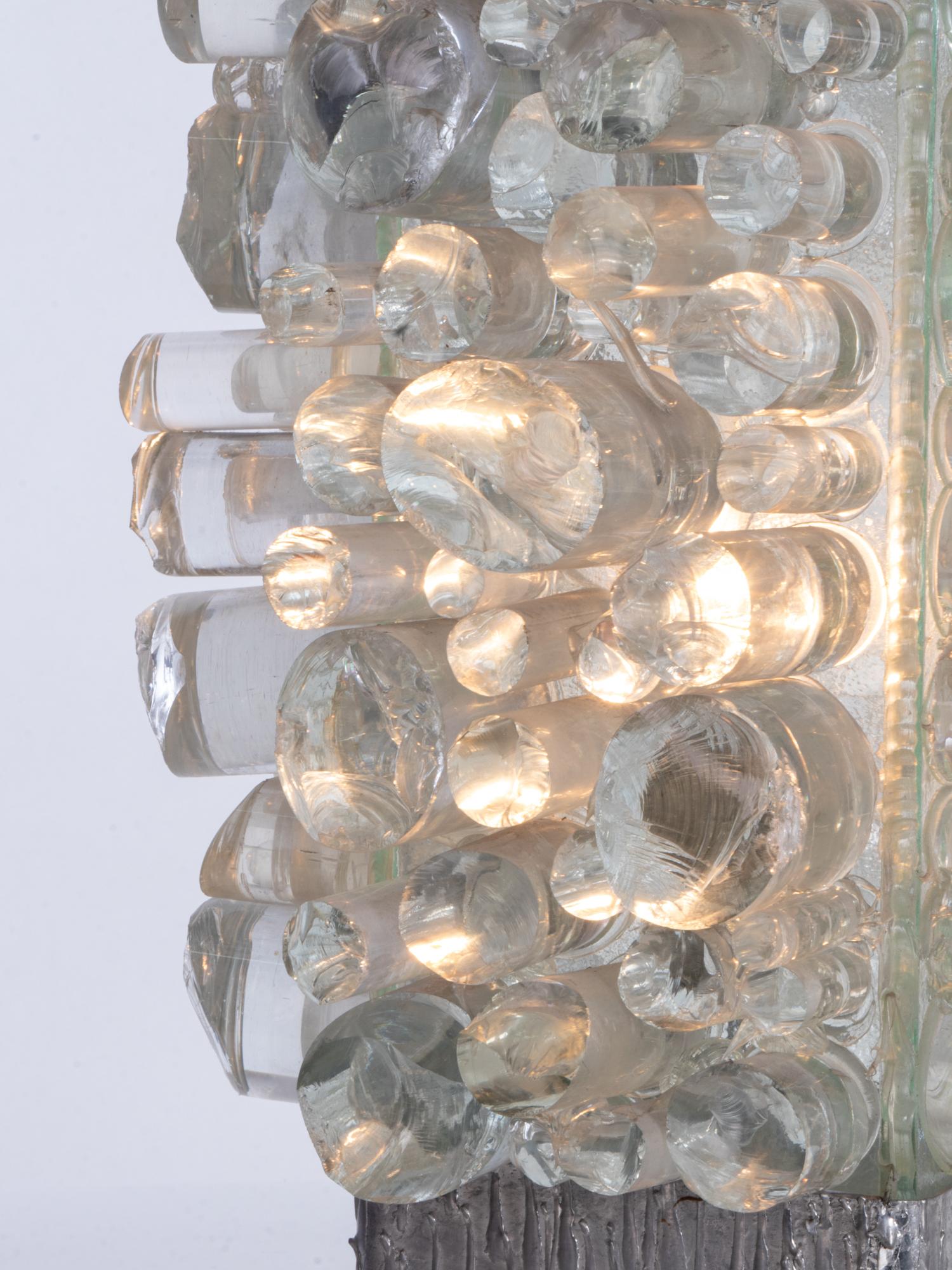 Lampe de table brutaliste unique en verre de Murano de 18 pouces à la manière de Poliarte 1960 en vente 2