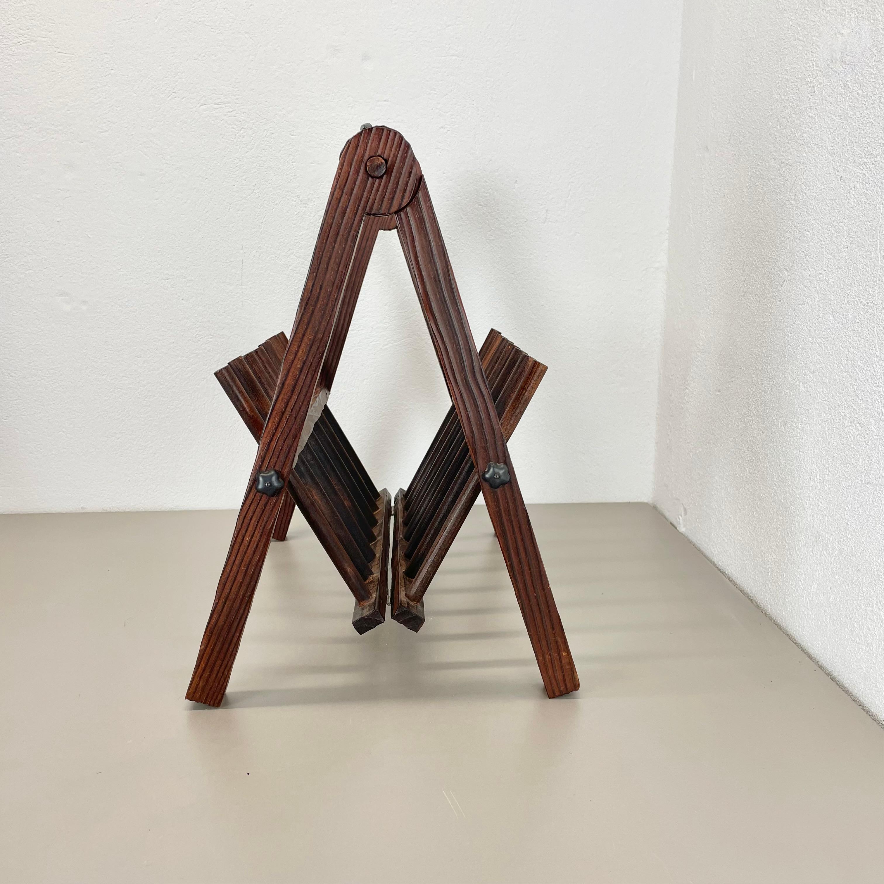 Bauhaus unique brutalist TIKI STYLE cubic PINE WOOD Magazine Holder, Germany 1970s For Sale