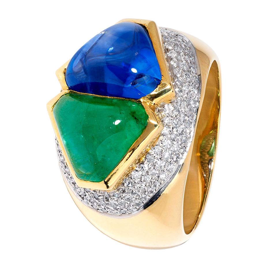 Unique Cabochon Sapphire and Emerald Ring with Pavé Diamonds For Sale