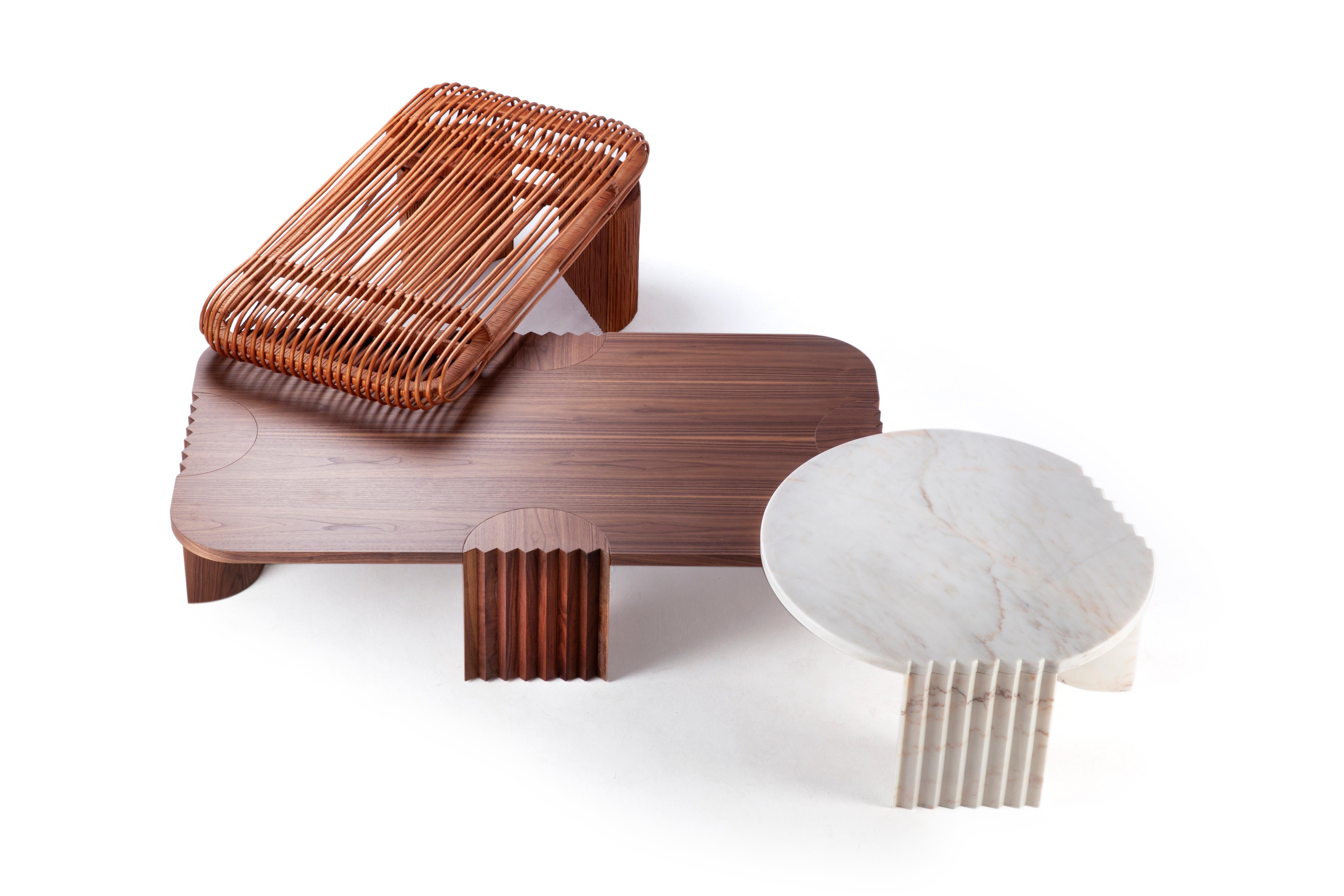 Einzigartiger Caravel-Holz-Mitteltisch von Collector
Abmessungen: B 120 x T 61,5 x H 50 cm
MATERIALIEN: Holz 
Andere MATERIALs sind verfügbar.

Die Marke Collector hat sich zum Ziel gesetzt, Teil des täglichen Lebens zu sein, indem sie die