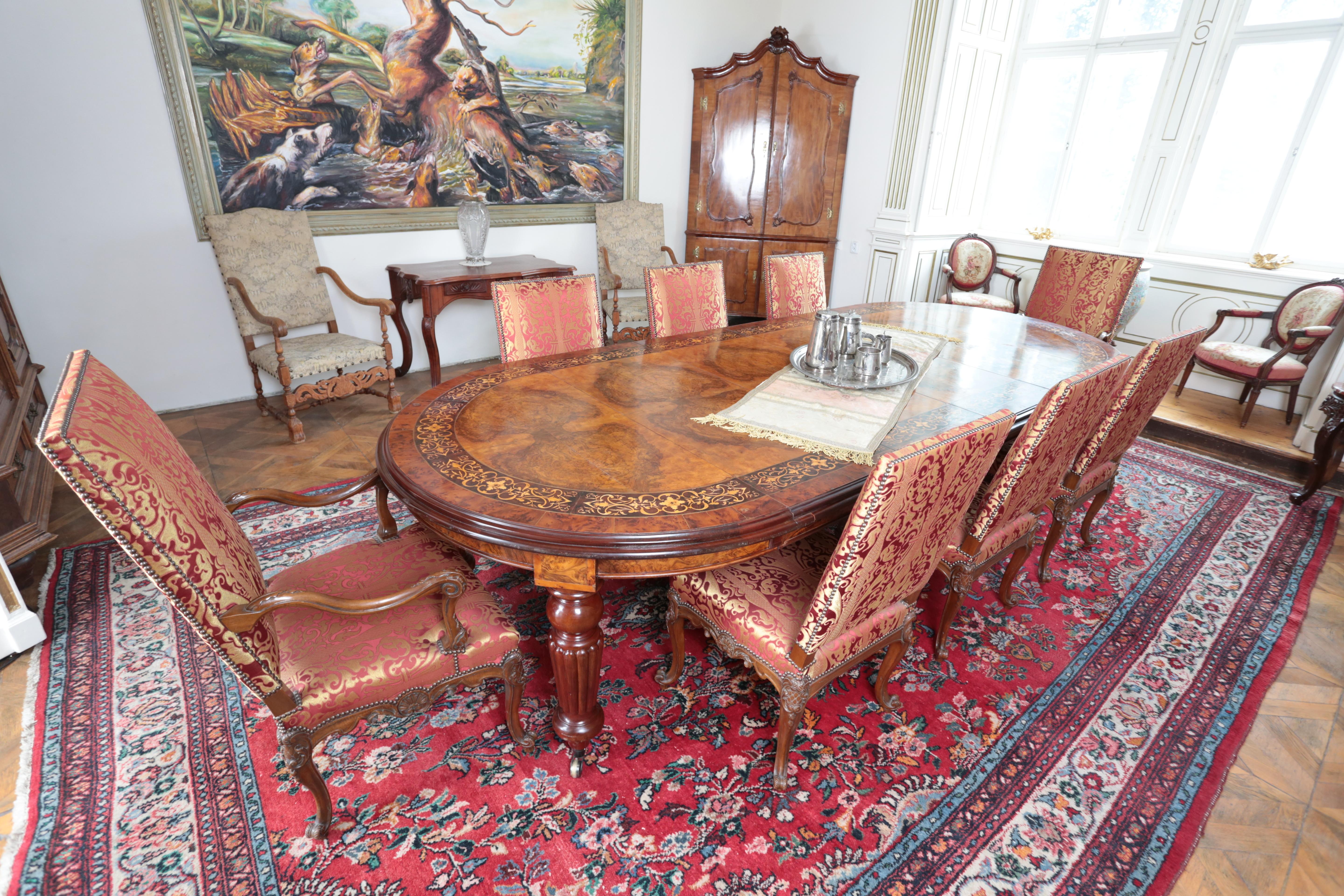 English Unique castle dining / meeting table folding with marquetry For Sale