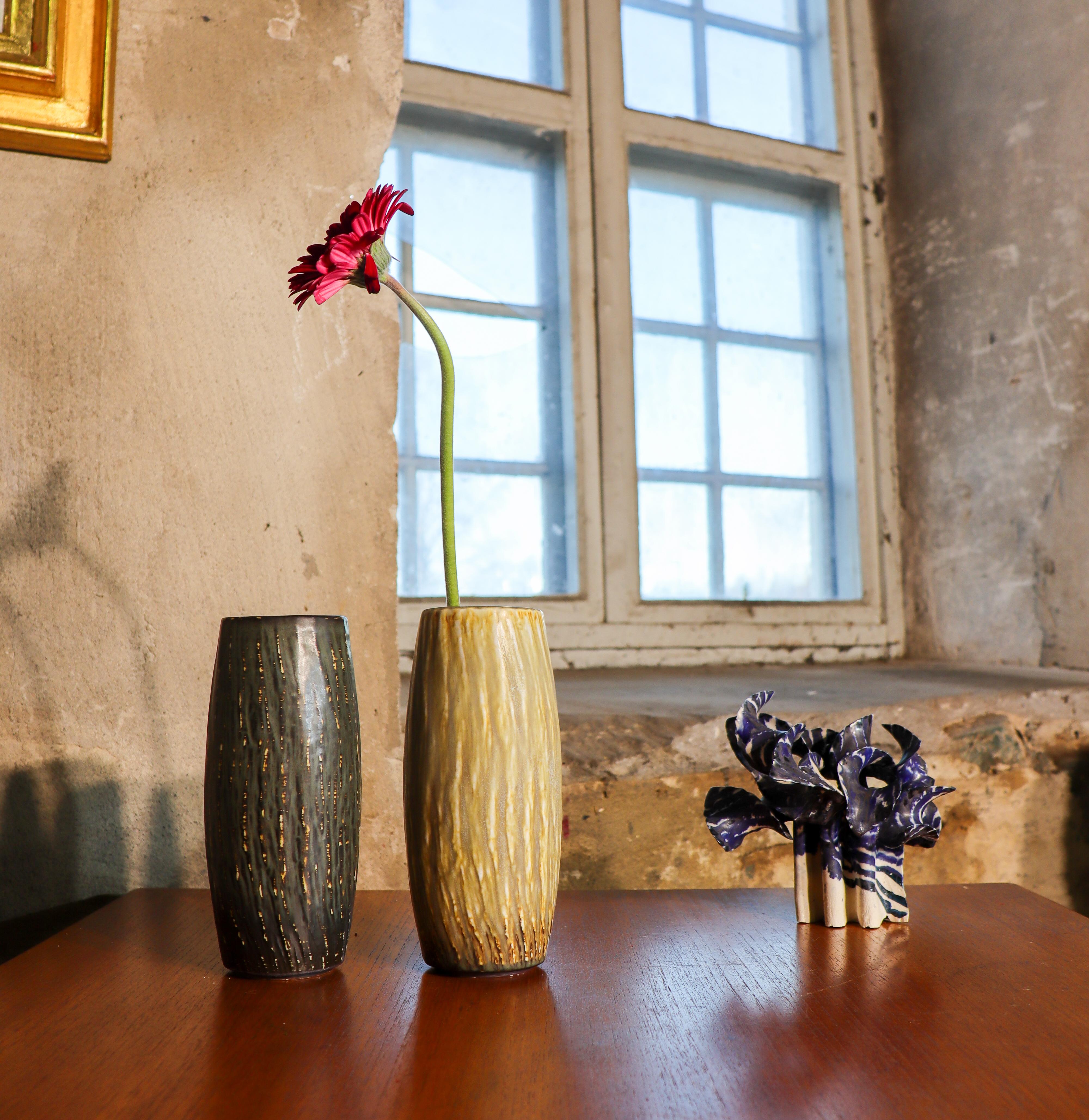 Suédois Céramique unique -  Sculpture bleue abstraite de Britt-Ingrid Persson, Suède en vente