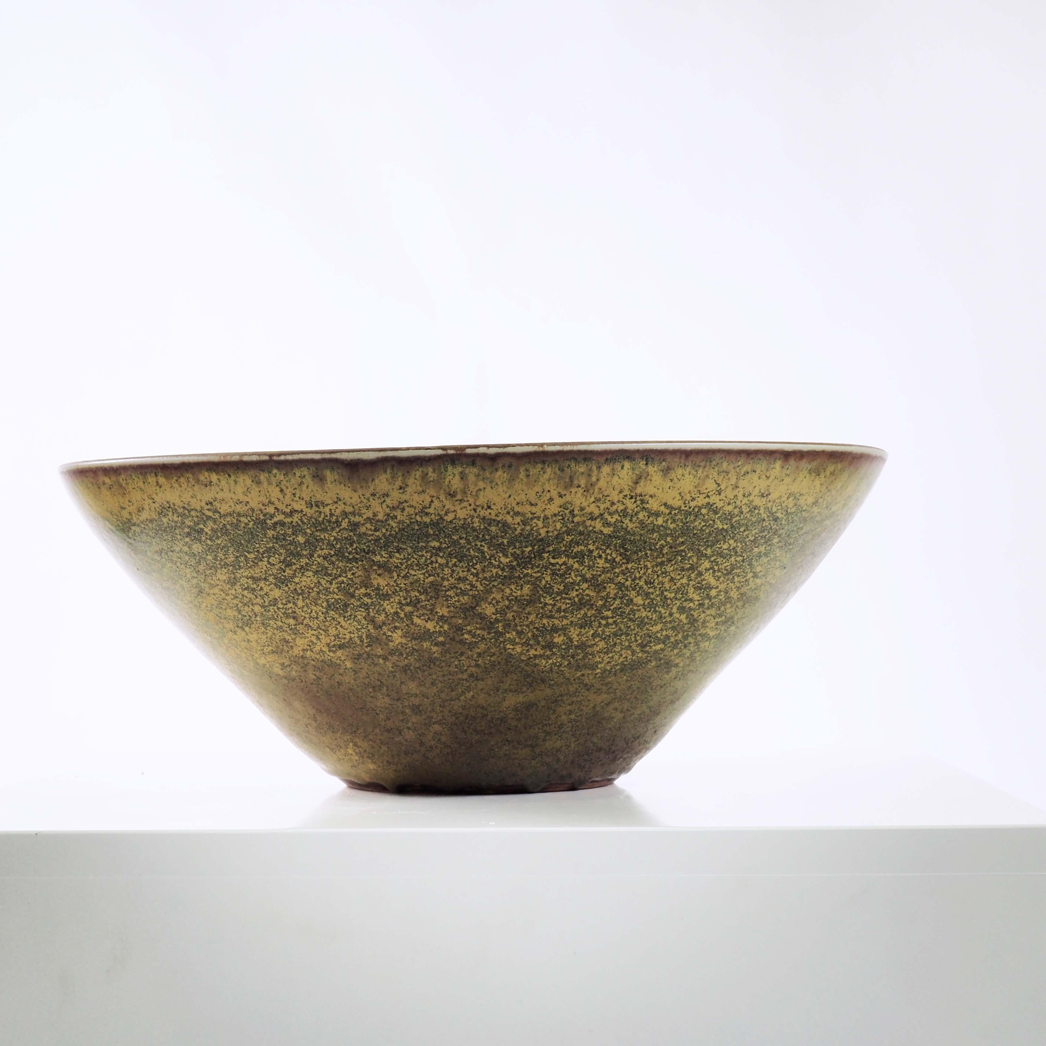 Mid-20th Century Unique Ceramic Bowl by Carl-Harry Stålhane for Rörstrand, Sweden For Sale