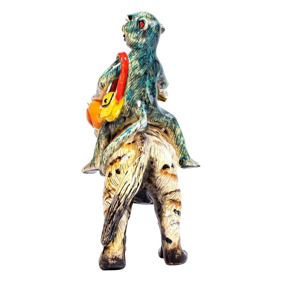 Moderne Sculpture unique de Hyena et de singe fabriquée en Afrique du Sud en vente