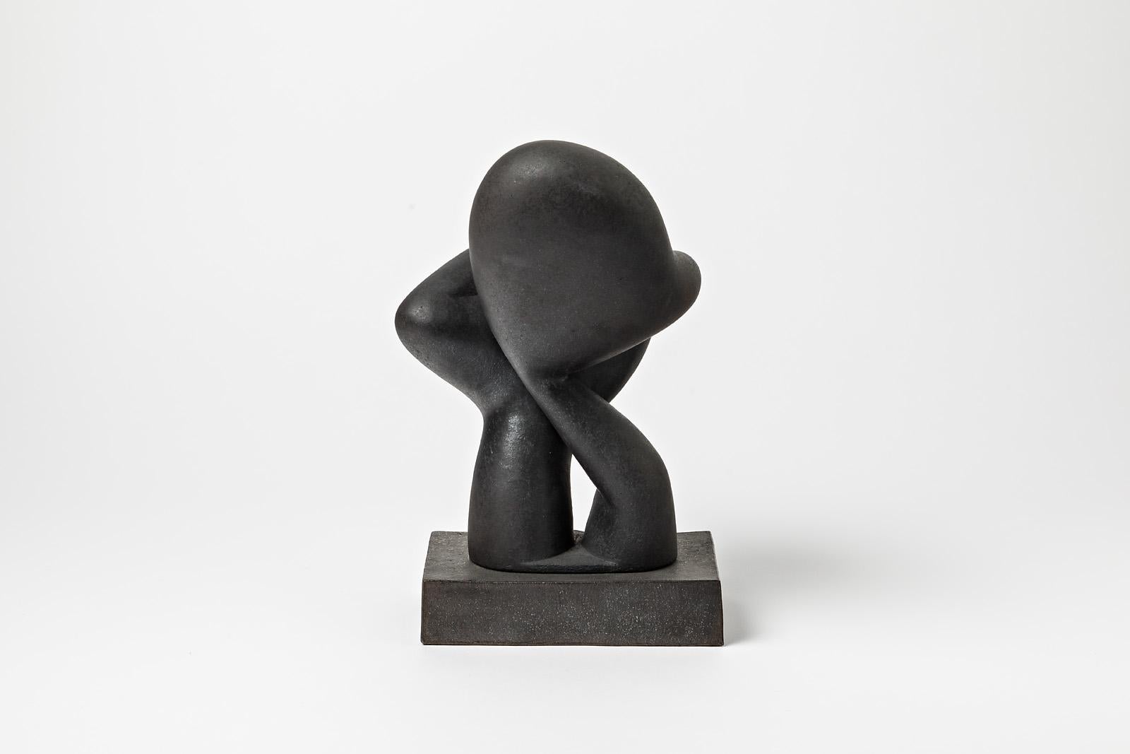 Sculpture unique en céramique avec décoration en glaçure noire par Pierre Martinon.
Conditions d'origine parfaites.
Signé à la base 