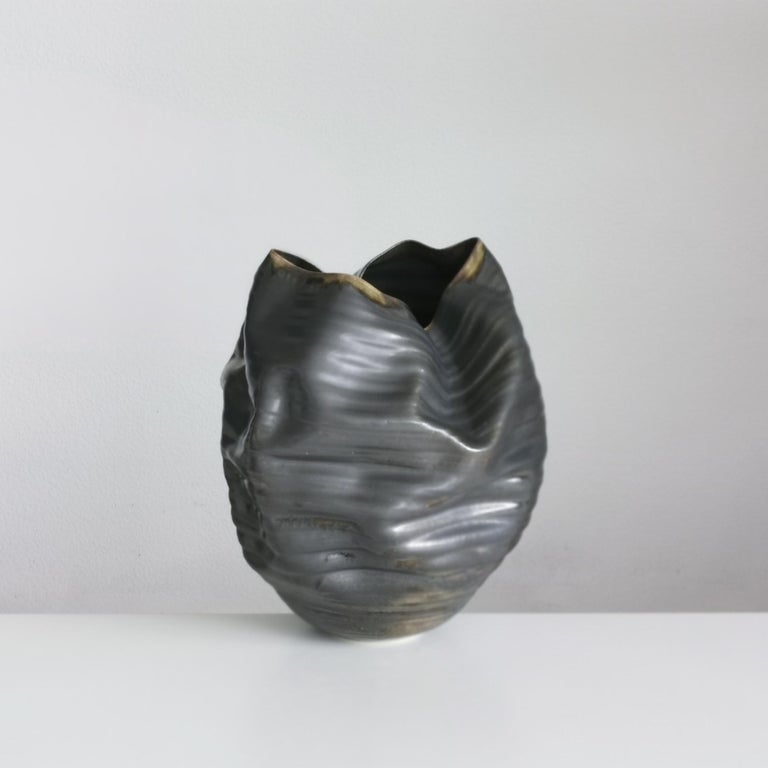 Unique Ceramic Sculpture Vessel N.58, Black Ribbed Undulating Form, Objet d'Art For Sale 1