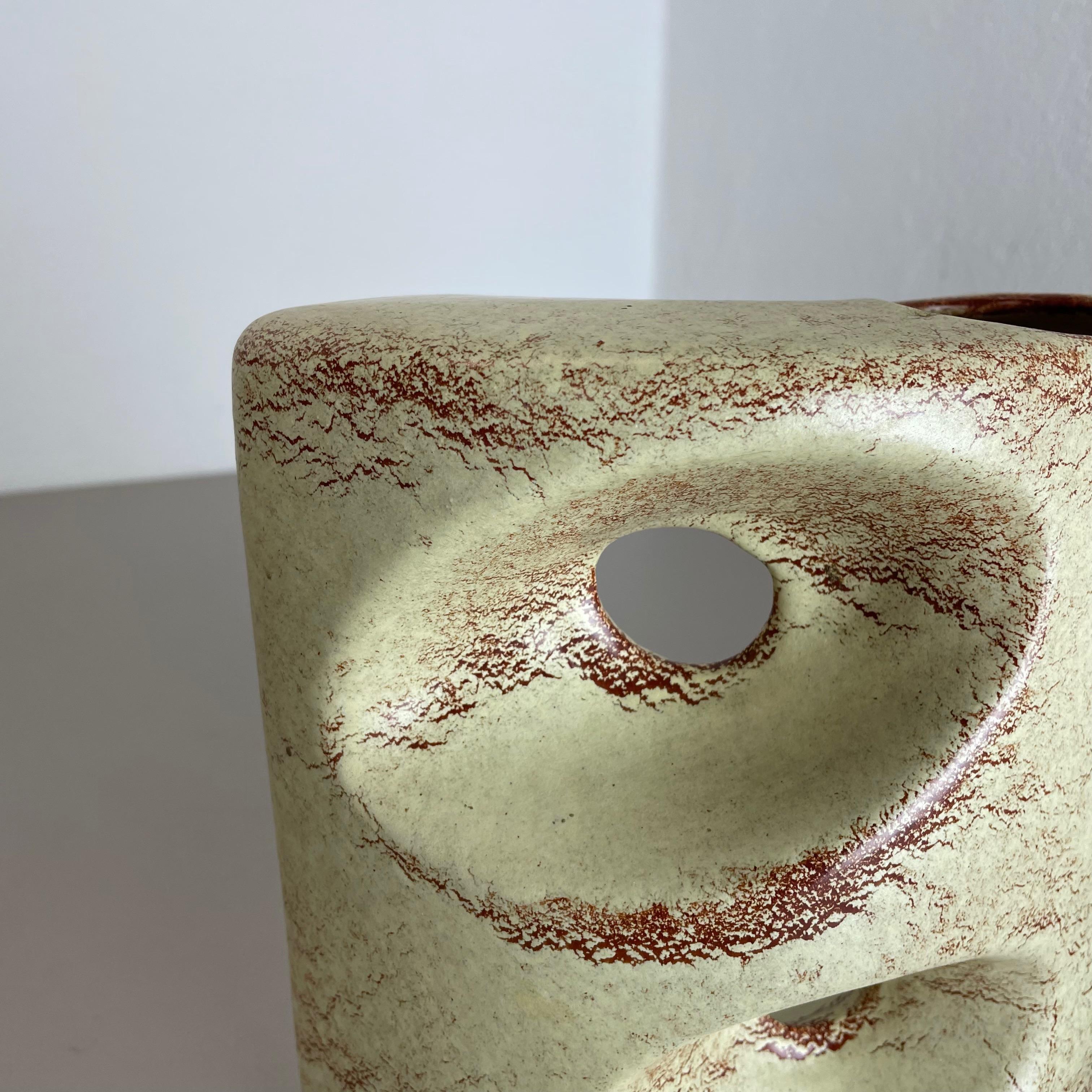 XX secolo Vaso unico in ceramica Studio Pottery di Bertoncello Schiavon Ceramics, Italia anni '70 in vendita