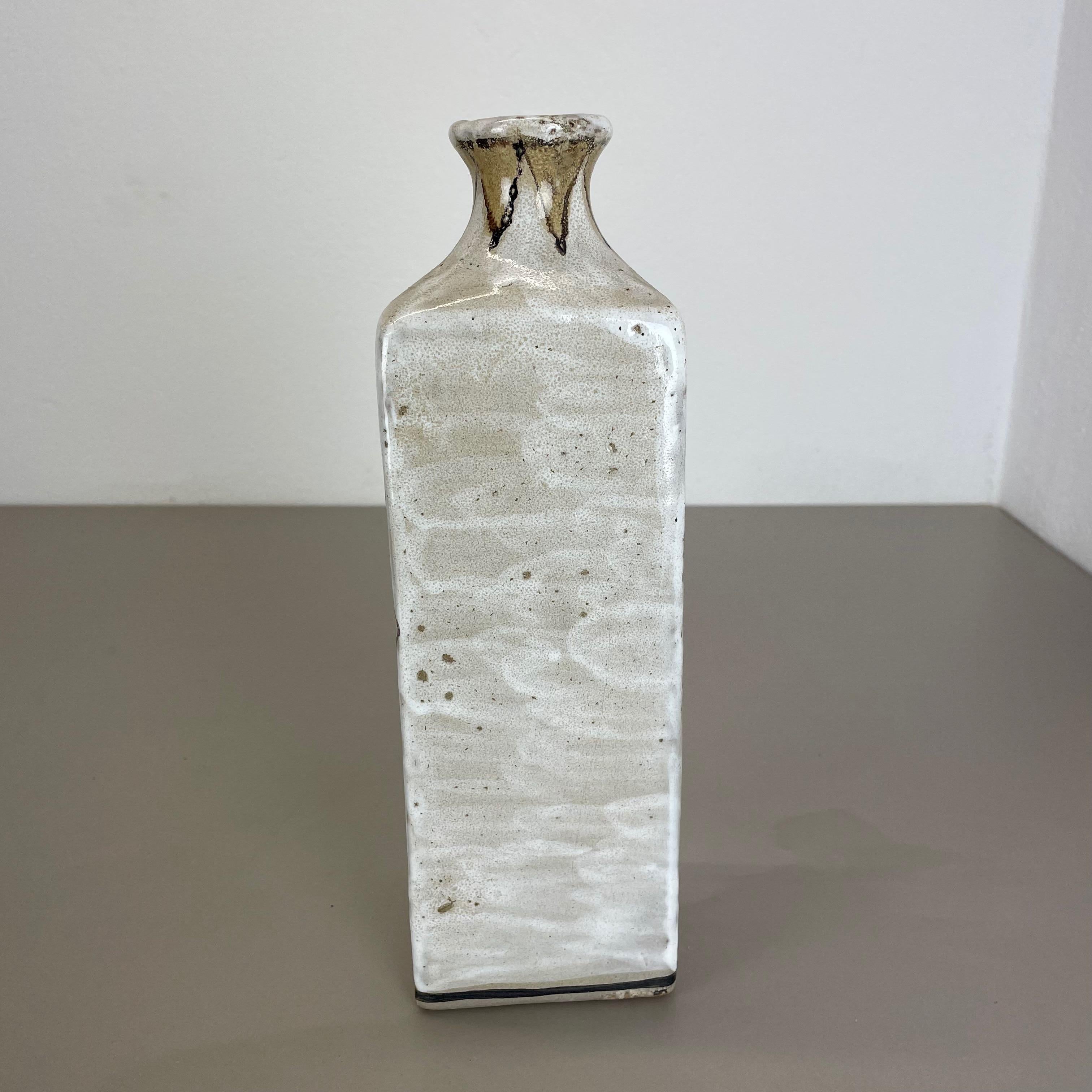 Vase unique en céramique de Studio Pottery par Elio Schiavon Ceramics, Padua, Italie 1970 en vente 6