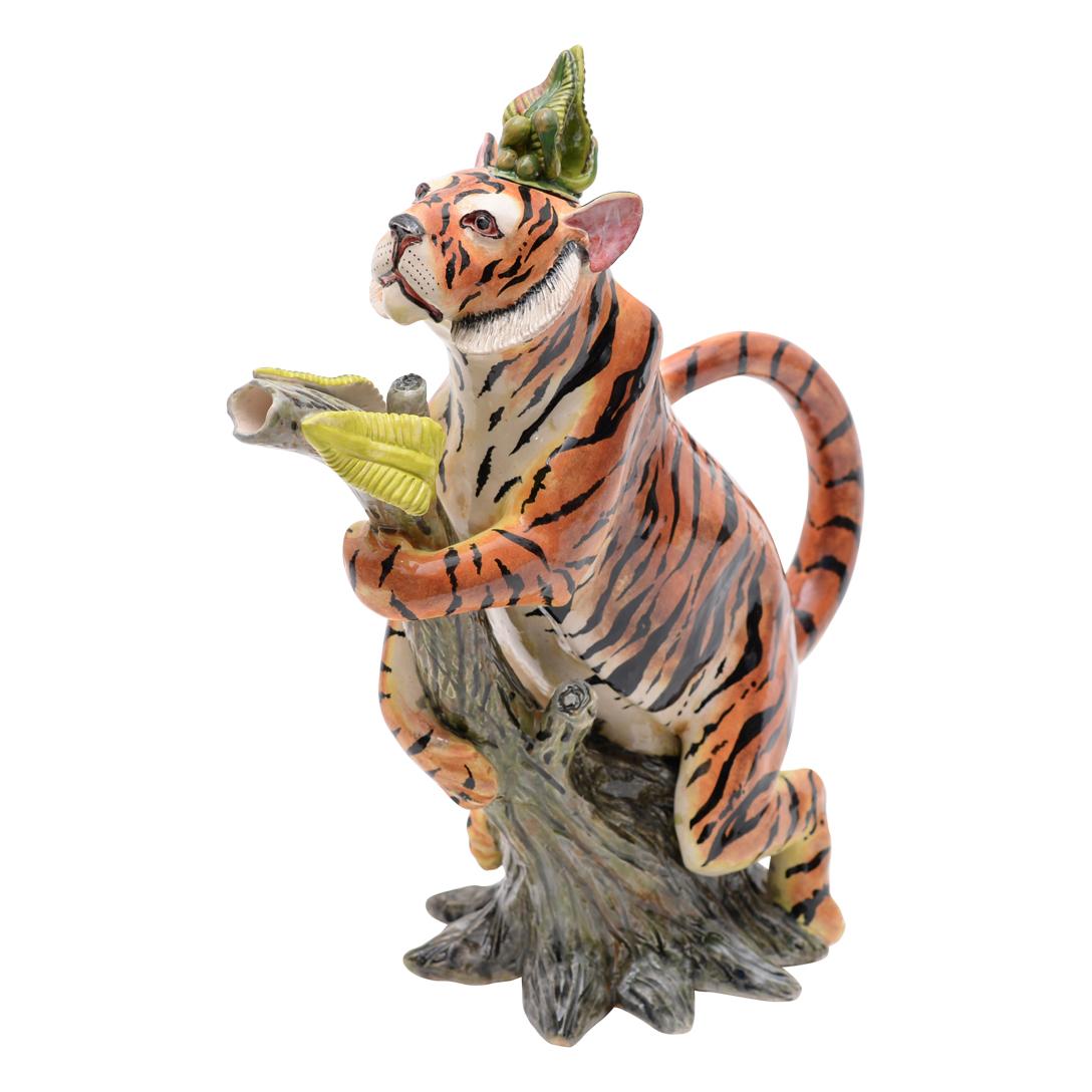 Unica teiera Tiger in ceramica, realizzata a mano in Sudafrica In condizioni Nuovo in vendita a North Miami, FL