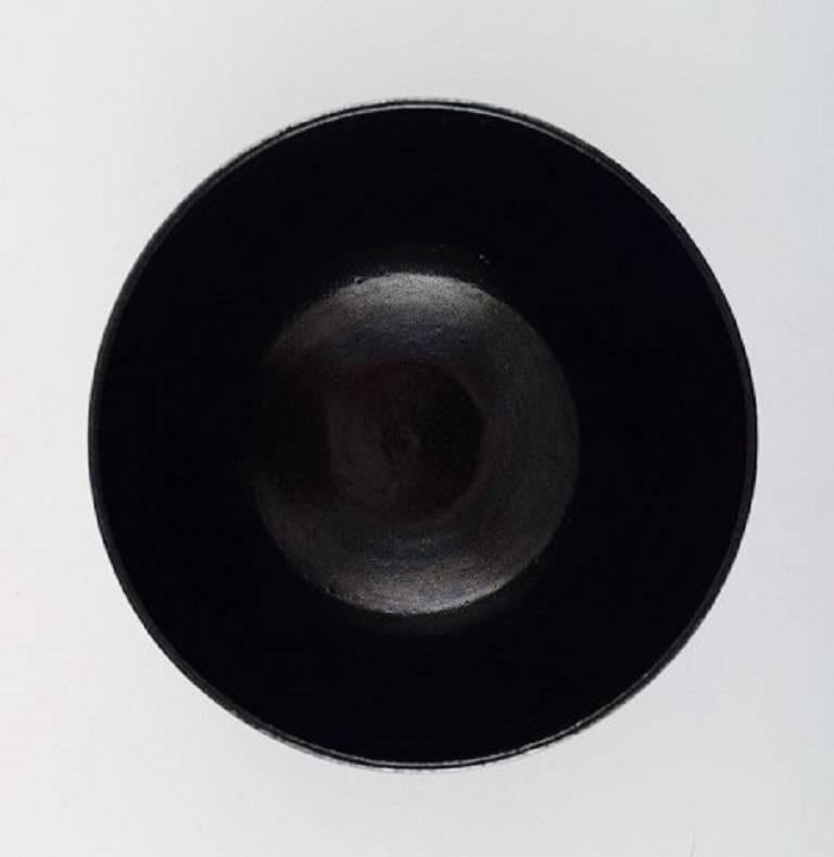 Scandinavian Modern Unique Ceramics Bowl by Birthe Sahl, Halvrimmen, Denmark, Late 20th Century