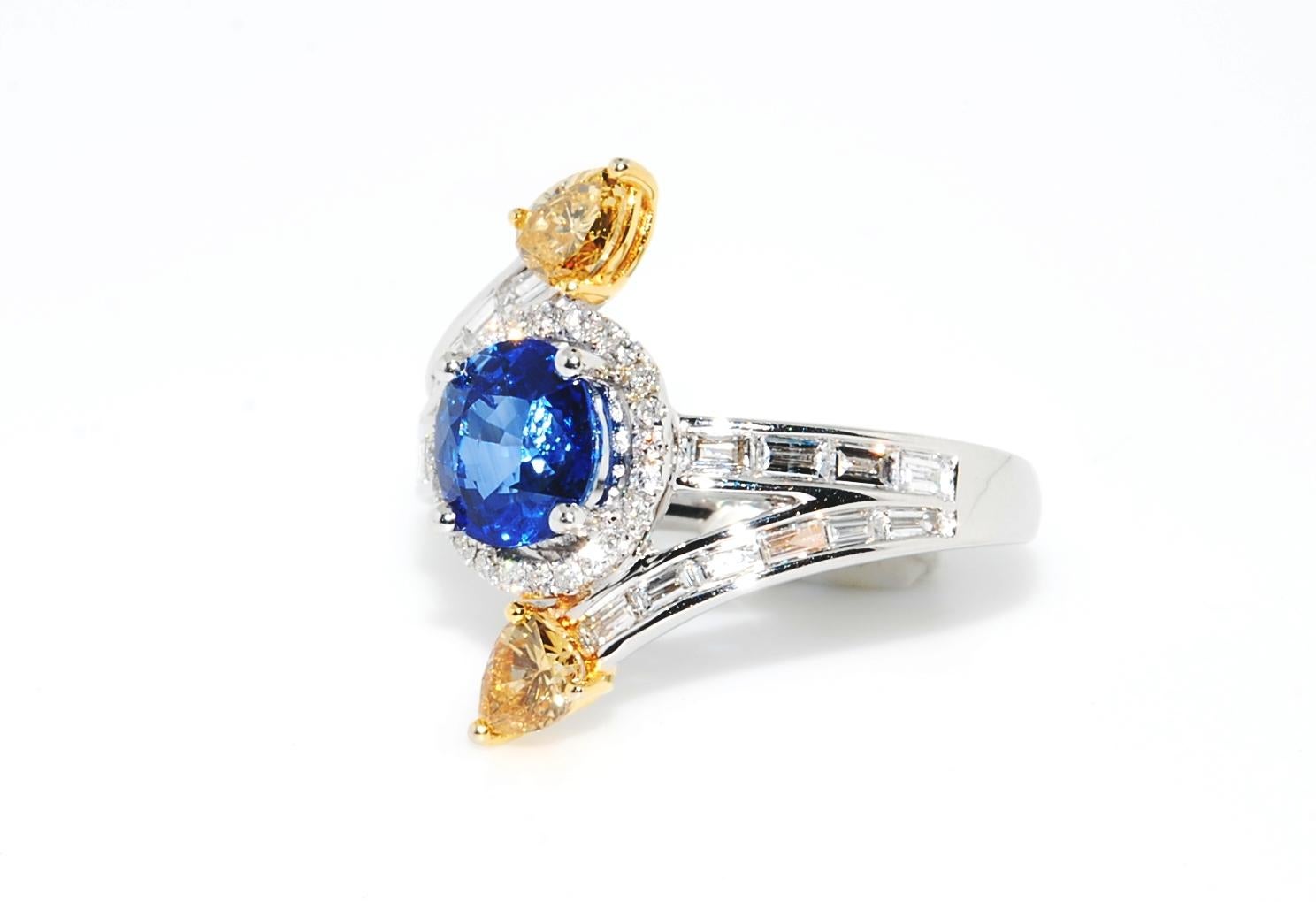 Art Nouveau Unique Ceylon Sapphire and Yellow Diamond Fashion Ring in 18 Karat White Gold For Sale