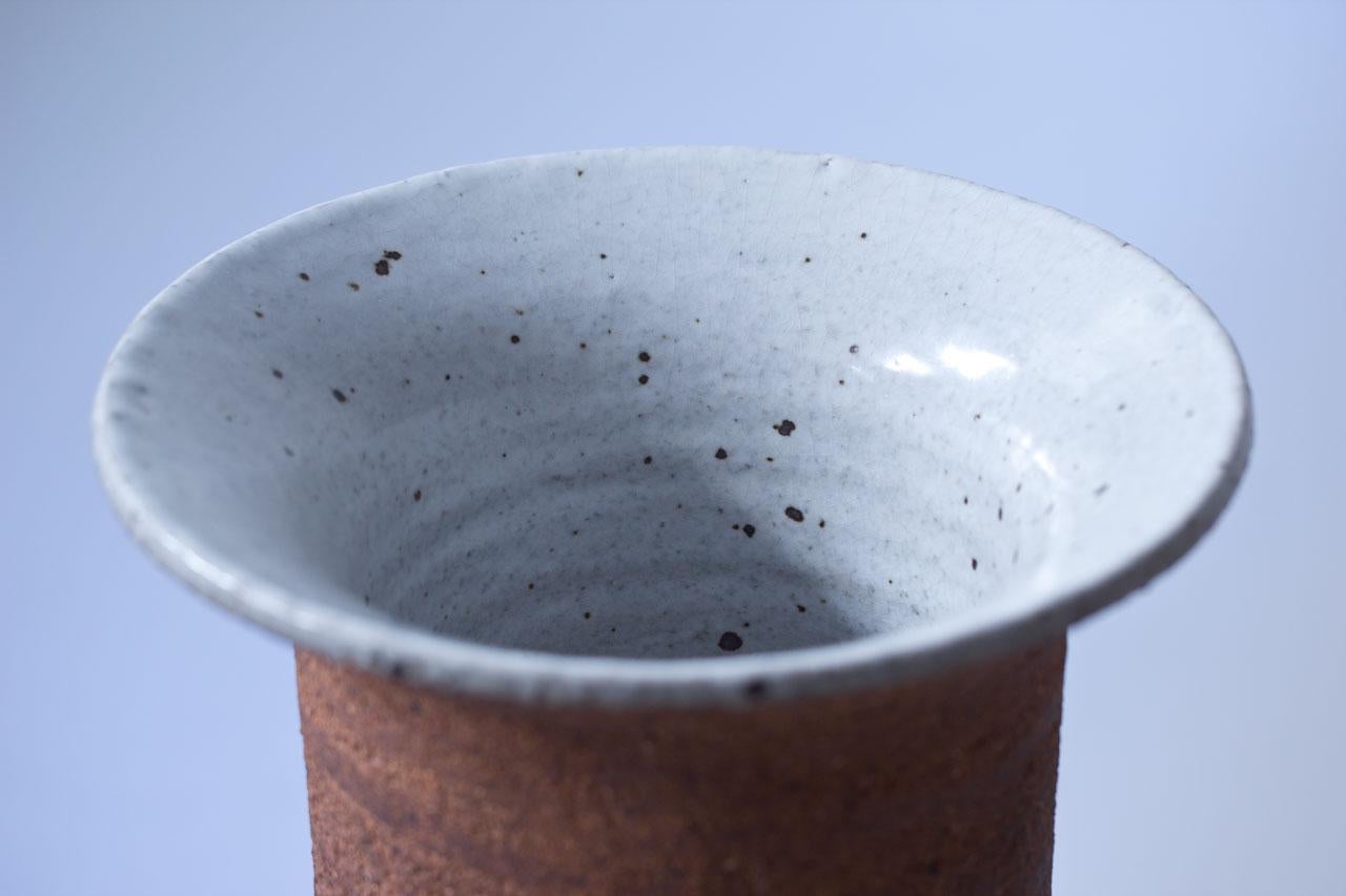Fin du 20e siècle Vase unique en céramique Chamotte de Lisa Larson, Suède en vente