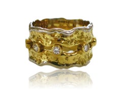 Unique Charles de Temple Band Ring, 1980