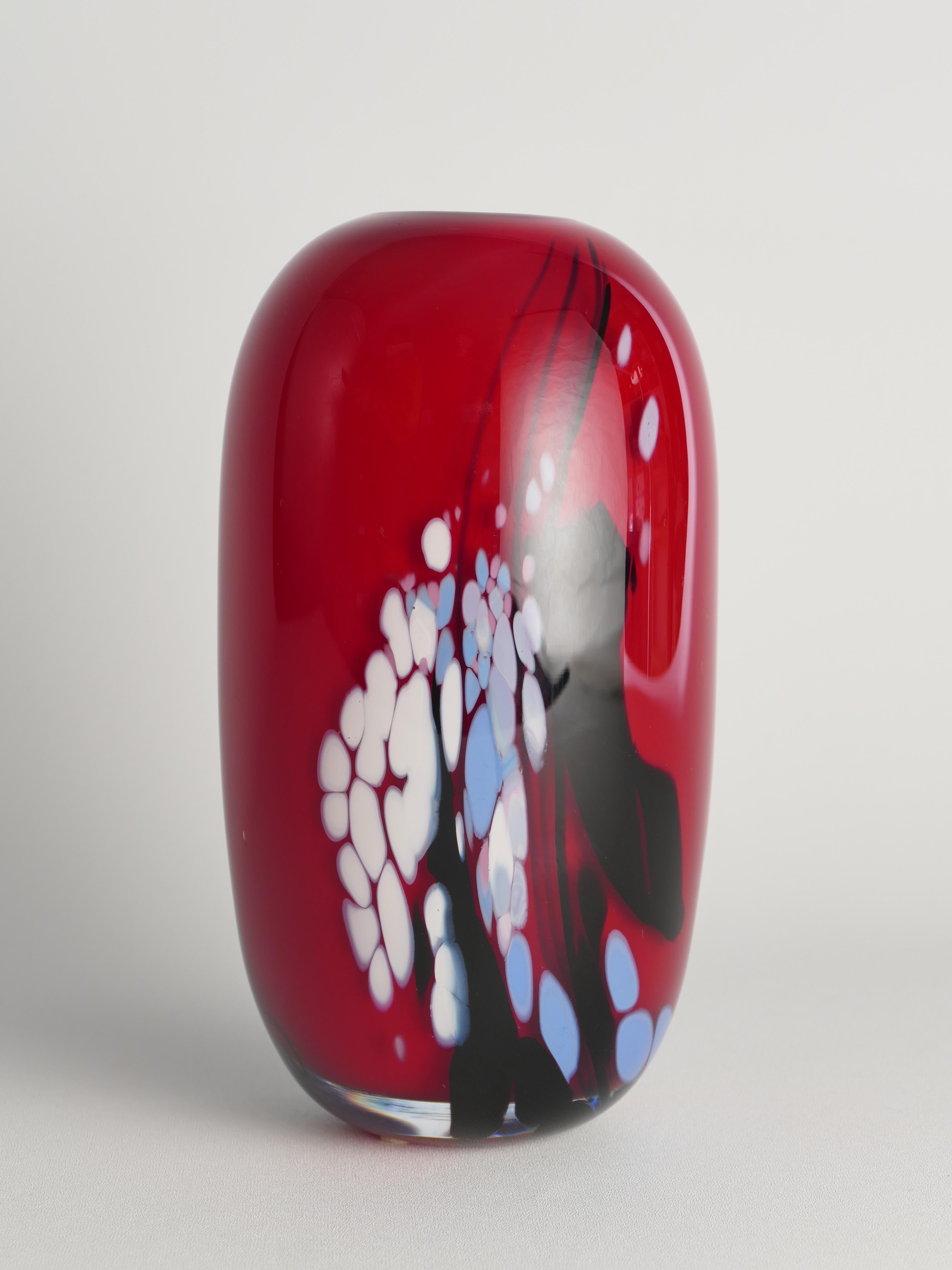 Unique Cherry Red Art Glass Vase by Mikael Axenbrant, Sweden 1990 For Sale 6