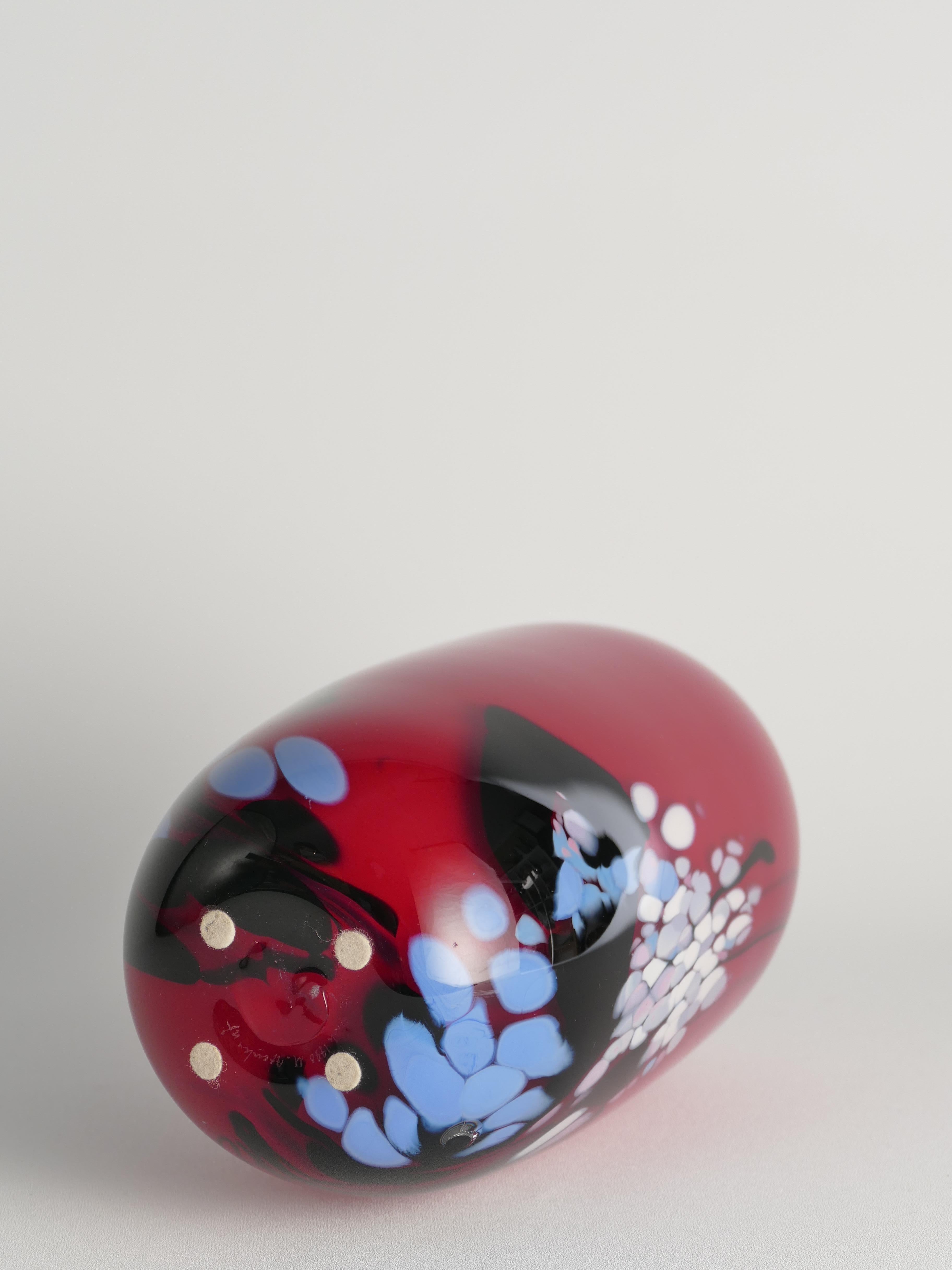Unique Cherry Red Art Glass Vase by Mikael Axenbrant, Sweden 1990 For Sale 9