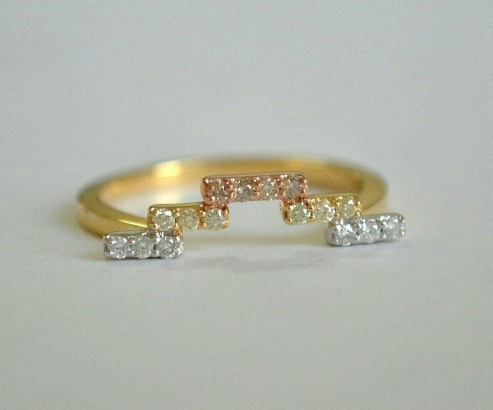 Unique Chevron Wedding Ring 14k Gold Natural Diamond 3 Tone Geometric Ring Band. For Sale 4