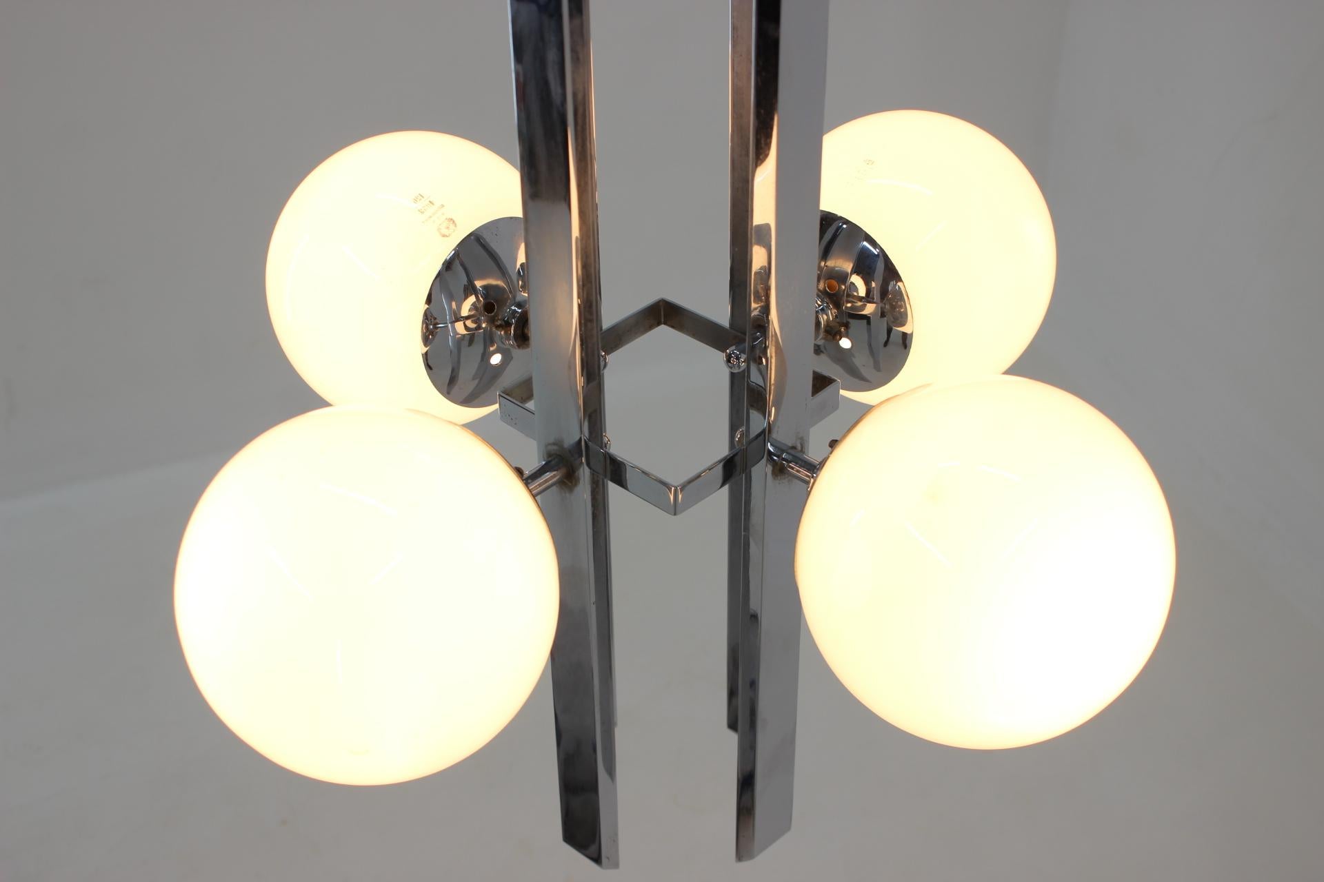 Lustre/Lampe à suspension Bauhaus en chrome unique, années 1930 en vente 1