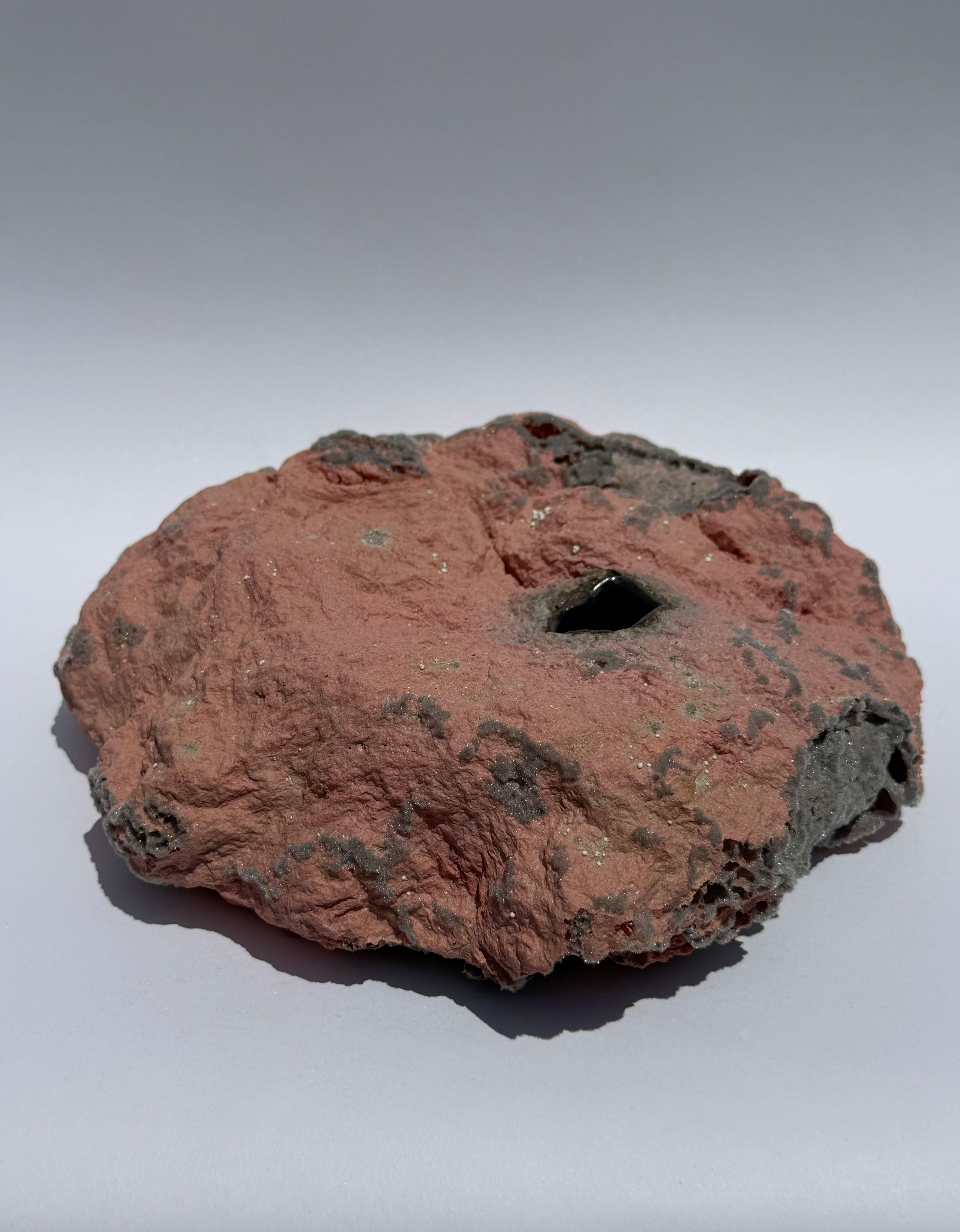 Américain Bol unique en argile et soie par Justyna Bugajczyk en vente