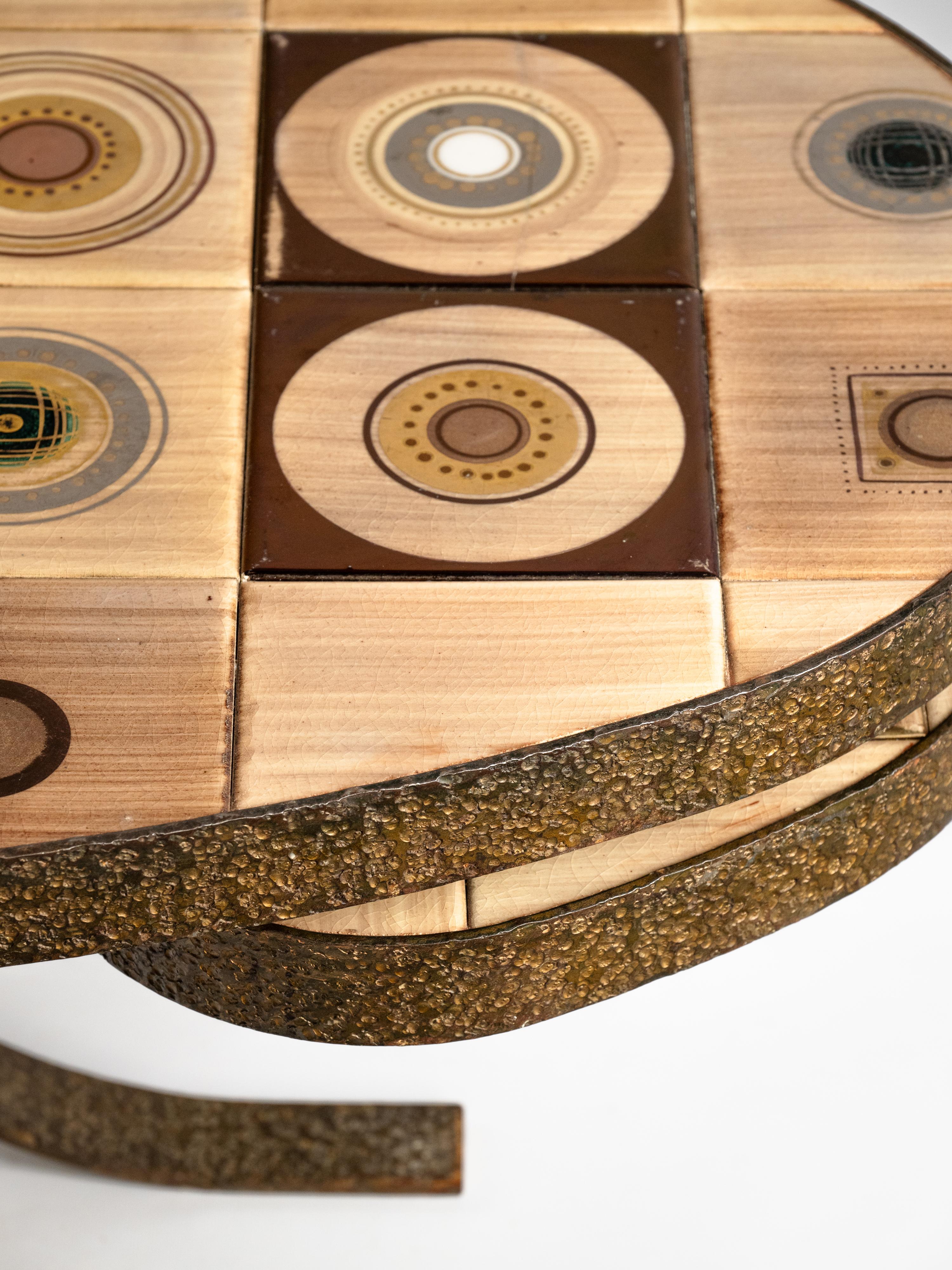 Français Table basse unique en céramique Georges Pelletier pour La Roue Vallauris en vente