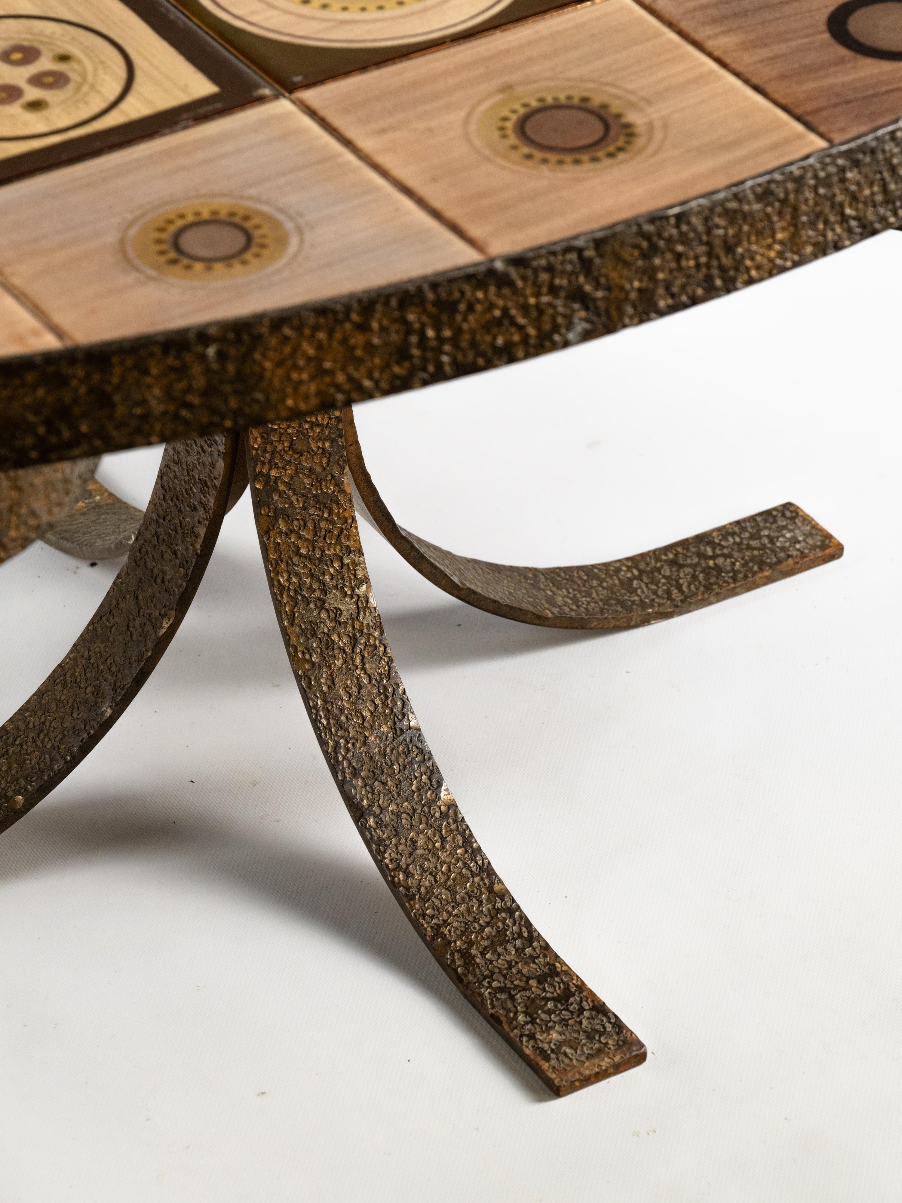 Table basse unique en céramique Georges Pelletier pour La Roue Vallauris en vente 1