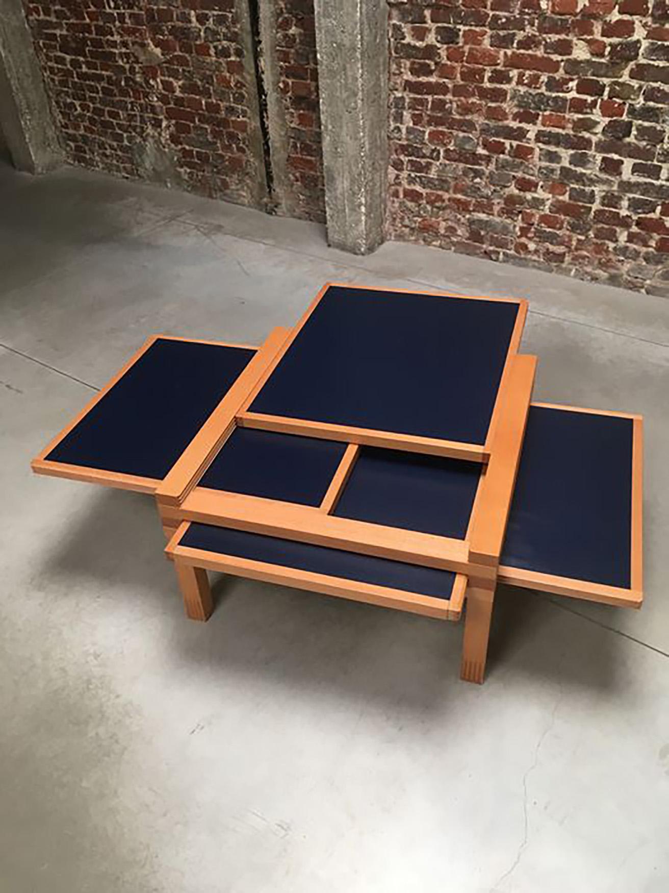 Fin du 20e siècle Table basse unique fabriquée par Bellato et conçue par Bernard Vuarnesson
