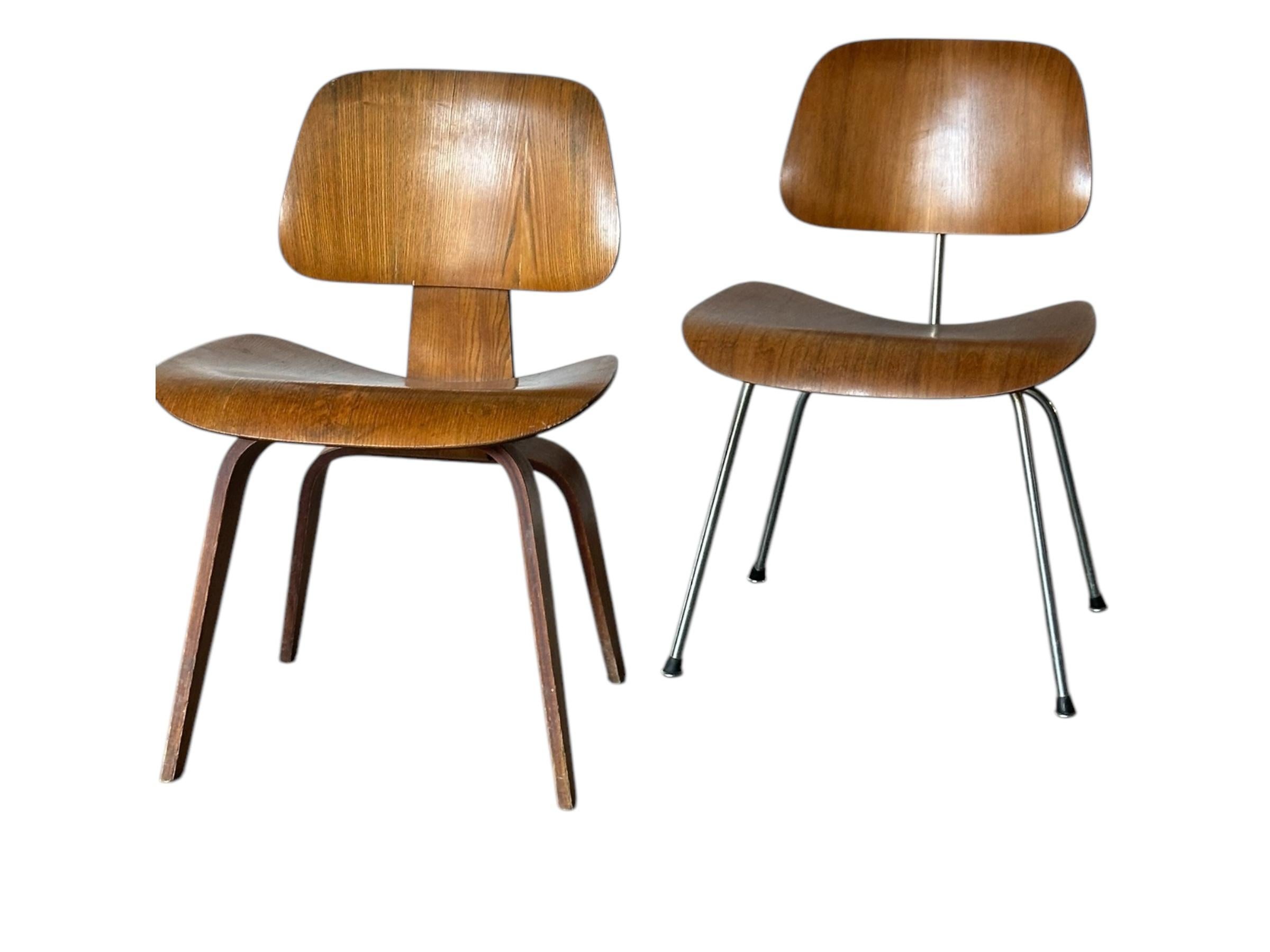 Set di sedie da pranzo in legno modellato Eames da collezione unico di Herman Miller in vendita 1