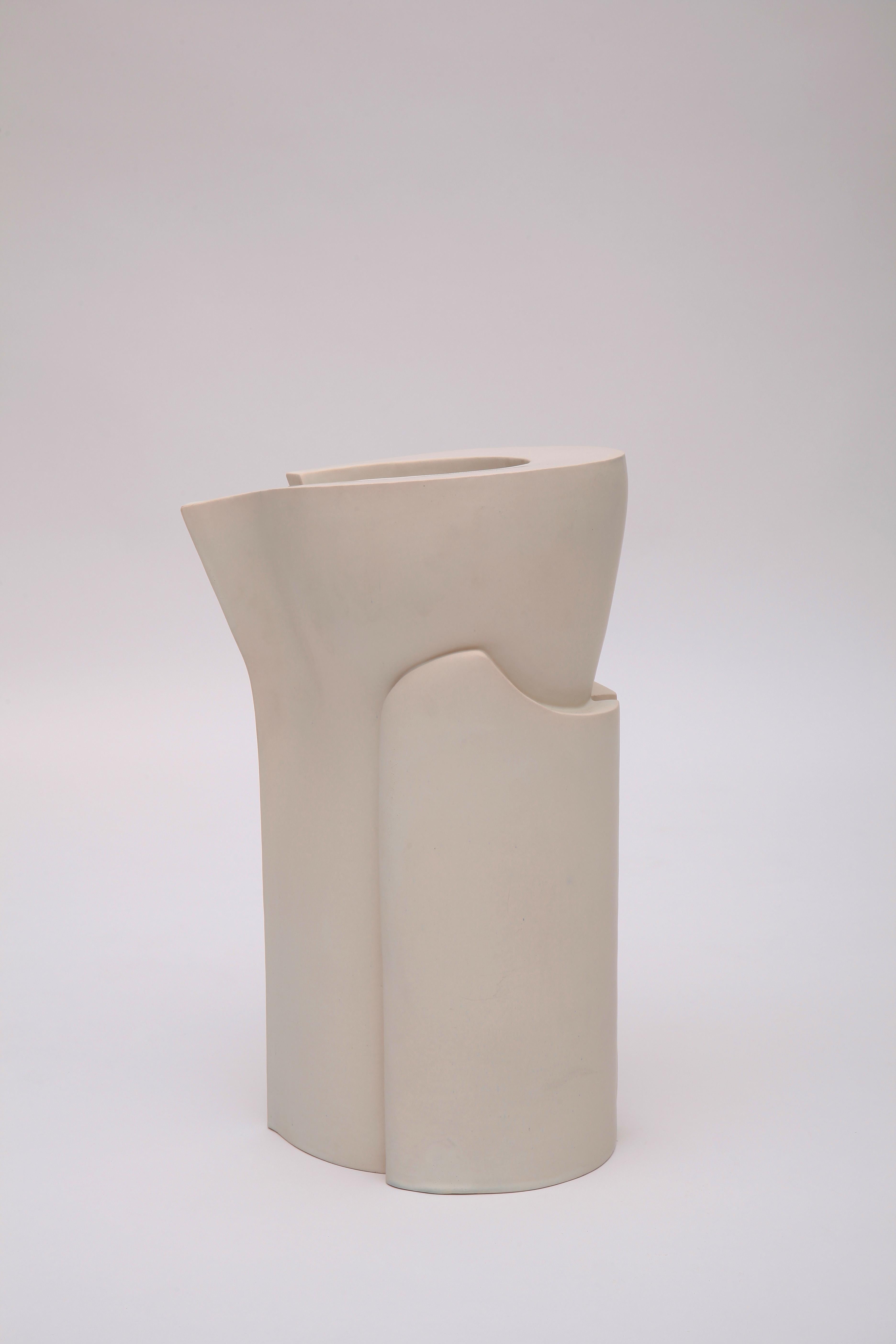 Keramikvase Groß Einzigartig Contemporary EZ Vase von Todomuta (Geformt) im Angebot