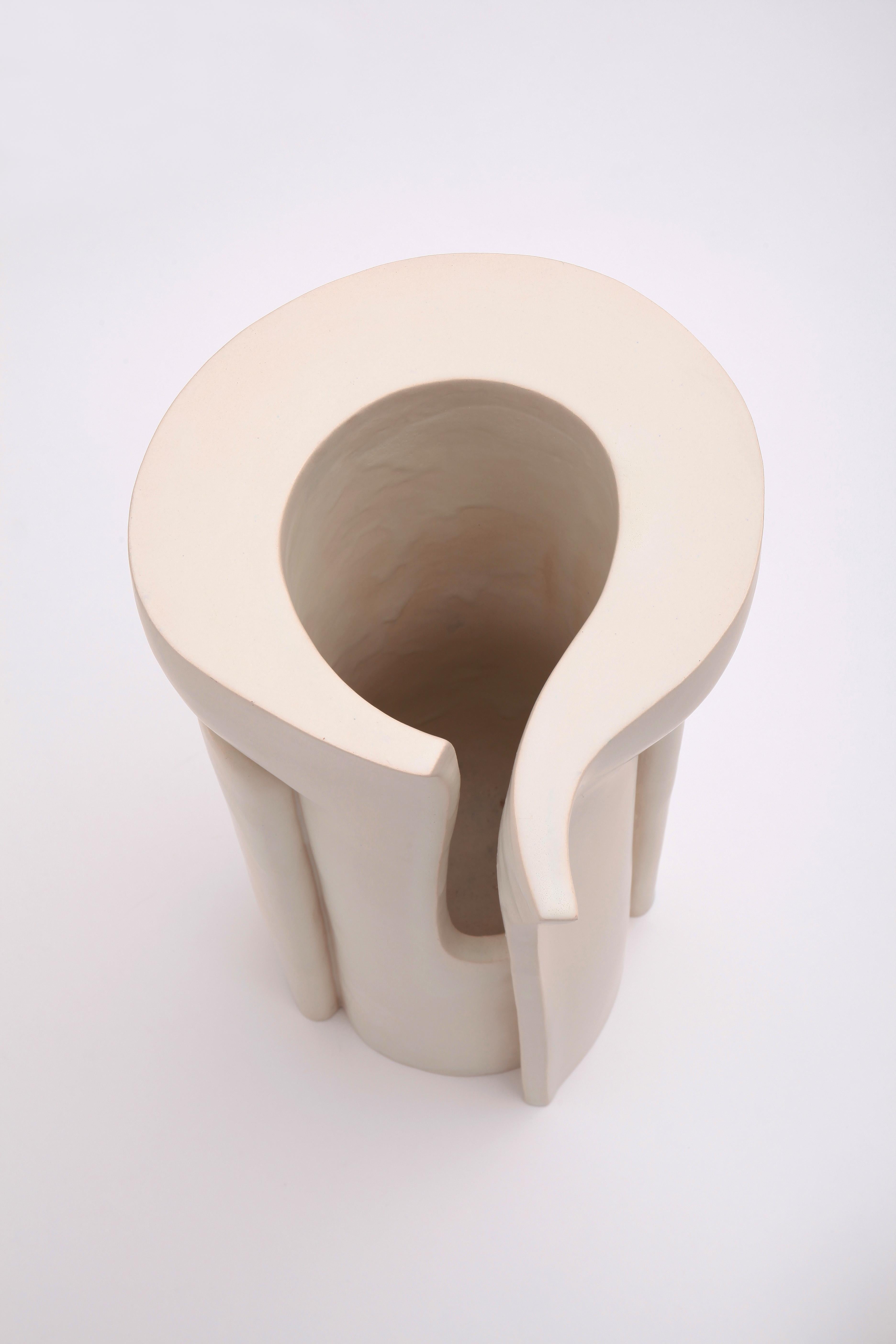Keramikvase Groß Einzigartig Contemporary EZ Vase von Todomuta im Angebot 2