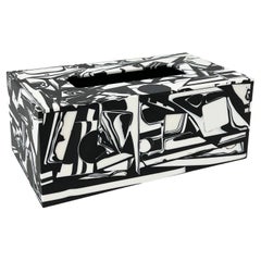 Cache-boîte à mouchoirs unique et contemporain en résine noire et blanche par Elyse Graham
