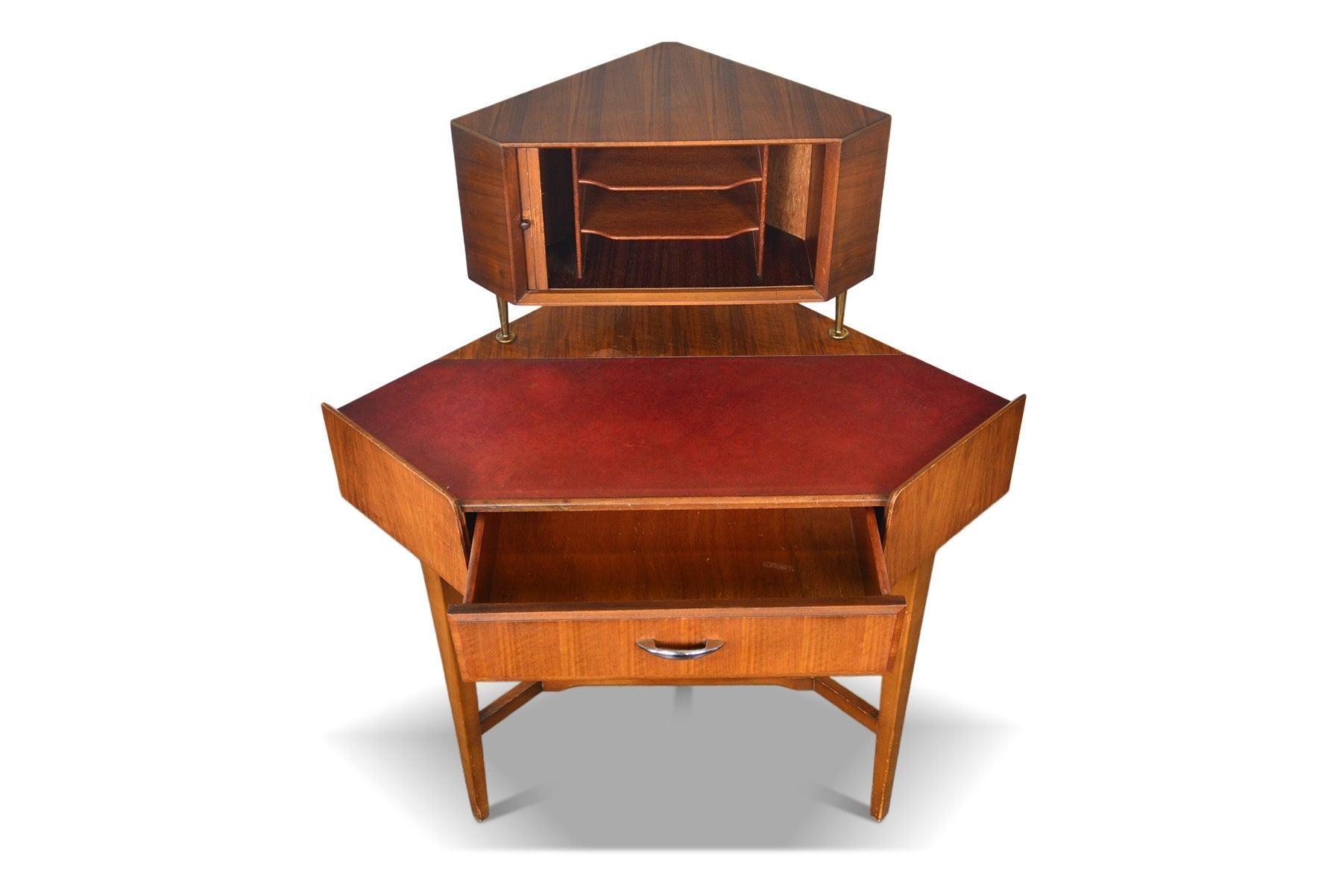 Einzigartiger Eck-Schreibtisch aus Mahagoni von Wrighton (Moderne der Mitte des Jahrhunderts)