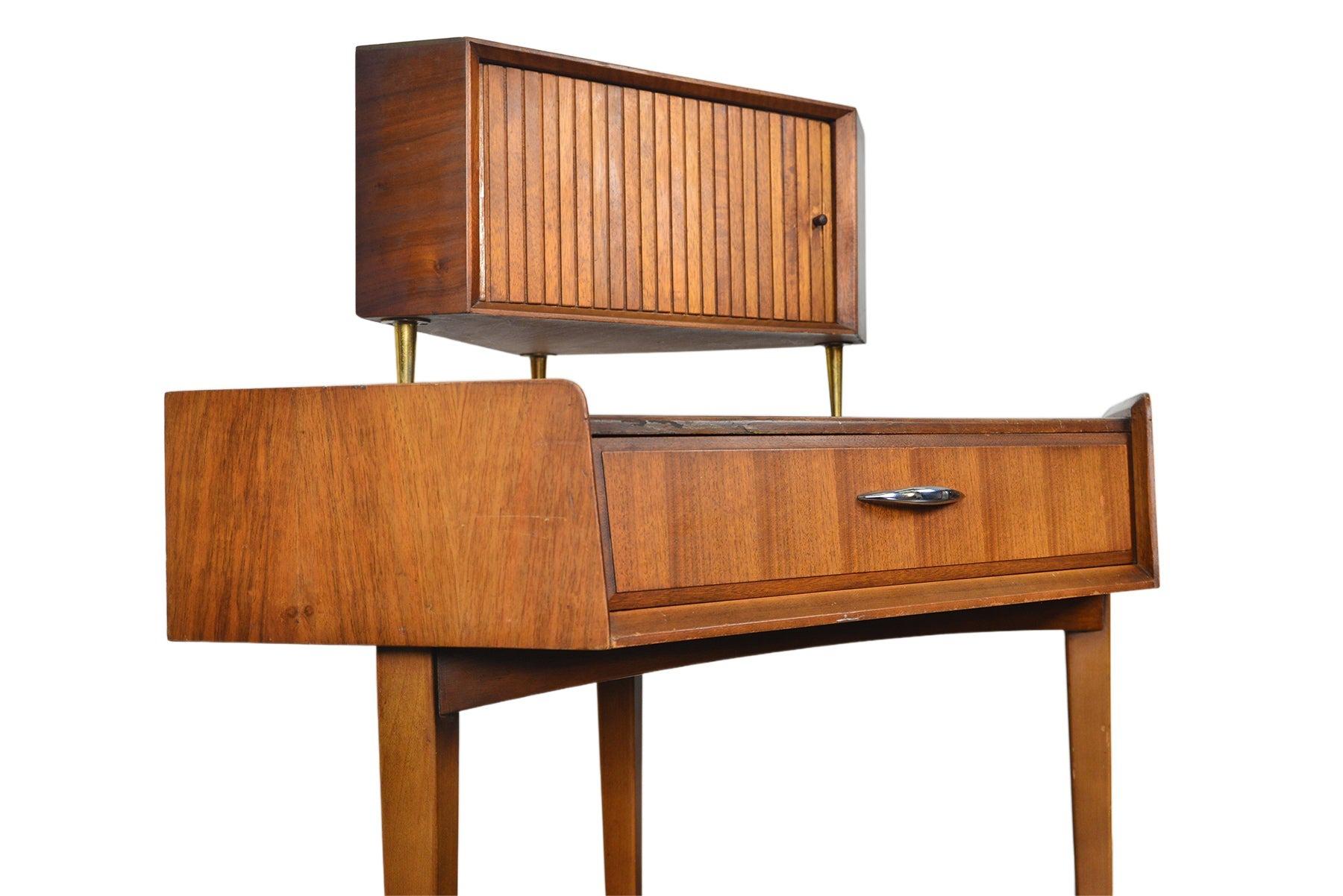 Unique Corner Writing Desk in Mahogany by Wrighton 3