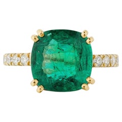 Certified 5 CT Natural Emerald Diamond Engagement Ring in 18K Gold Cocktail Ring